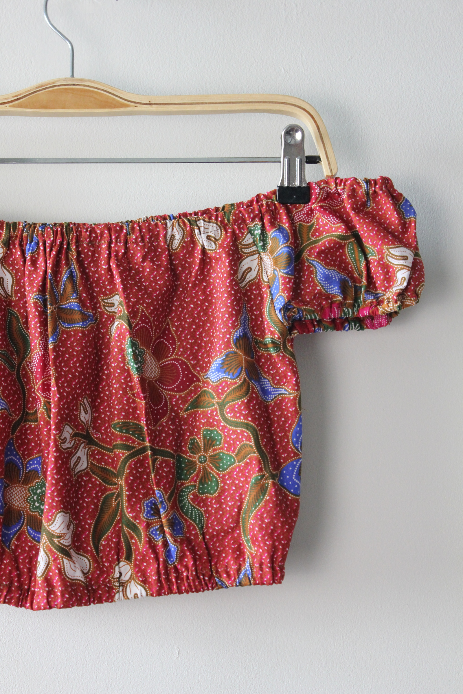 Lil Millie Cropped Top - Po akolu