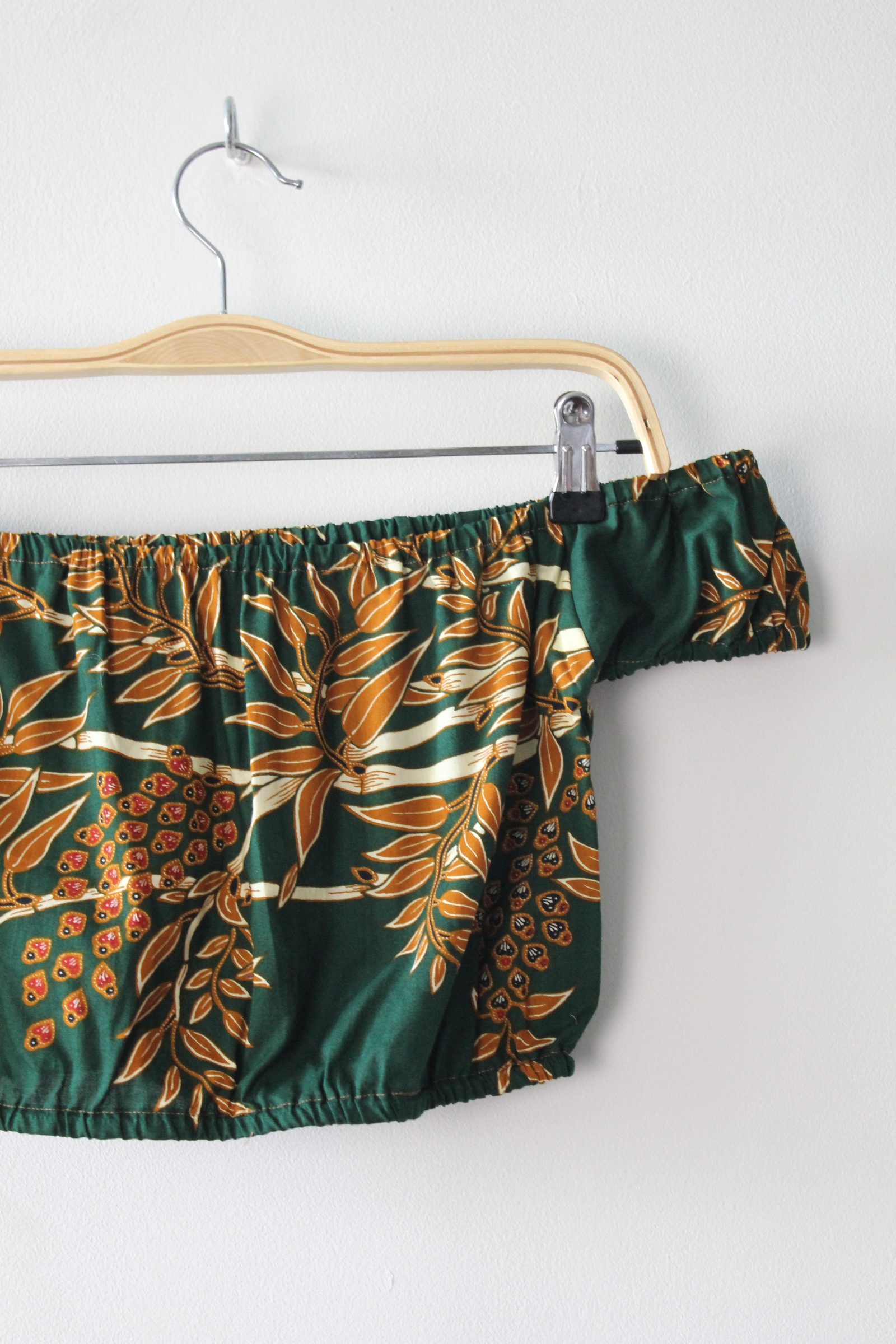 Lil Millie Cropped Top - Po akahi