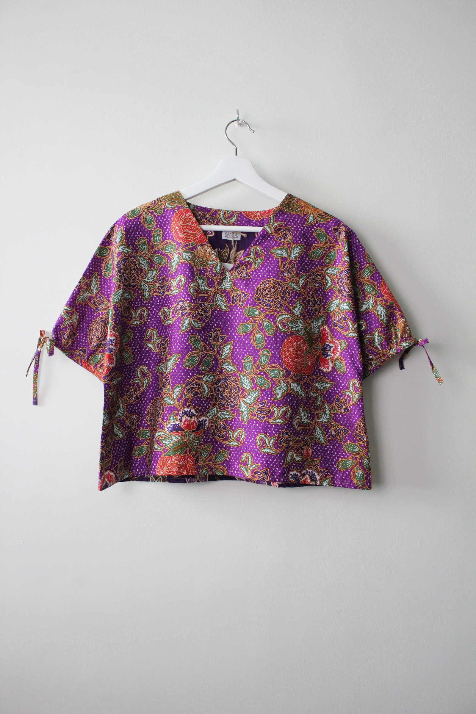 Avery Dae Batik Top - Peri