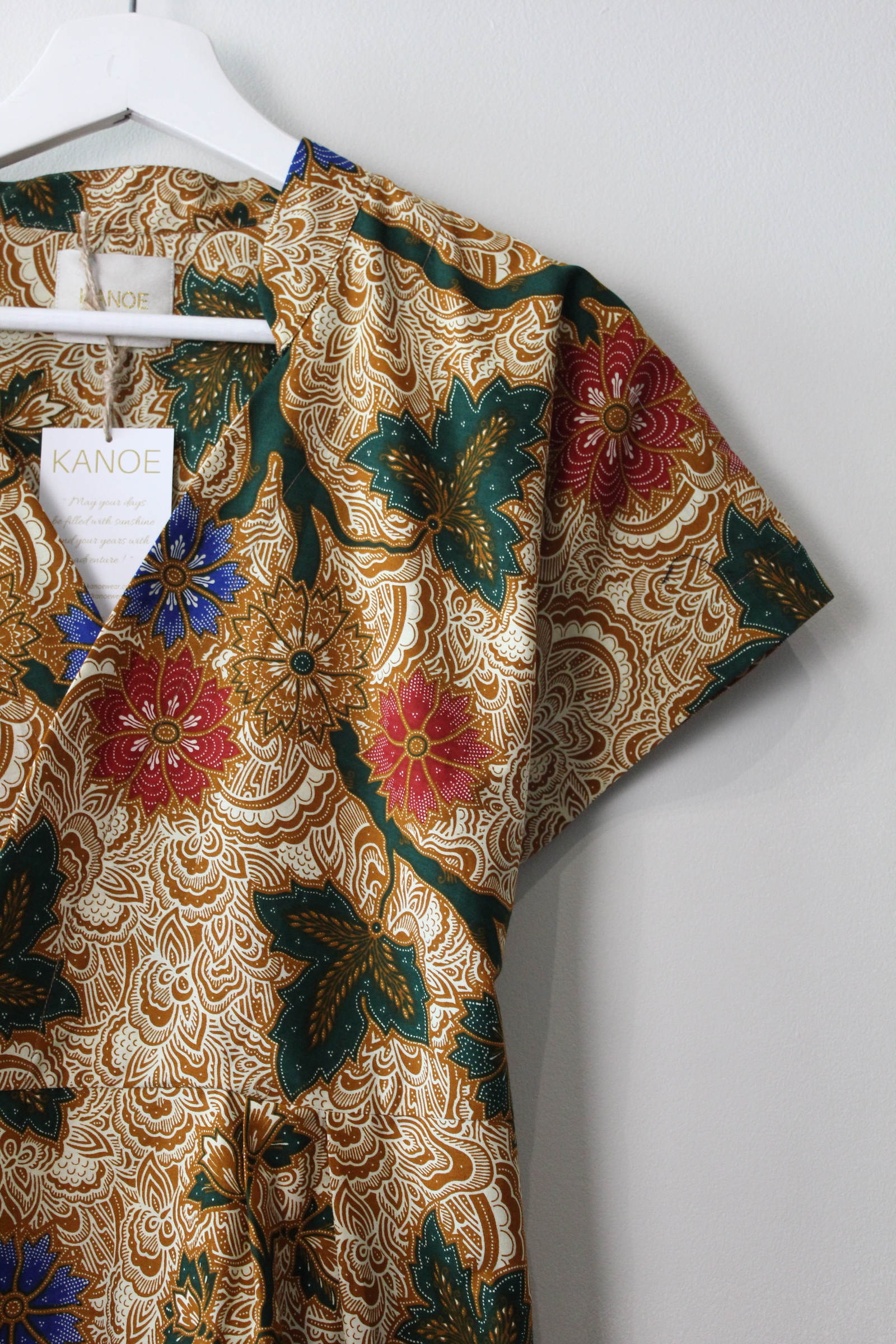 Kimono wrap dress w/ mandarin collar- Prim