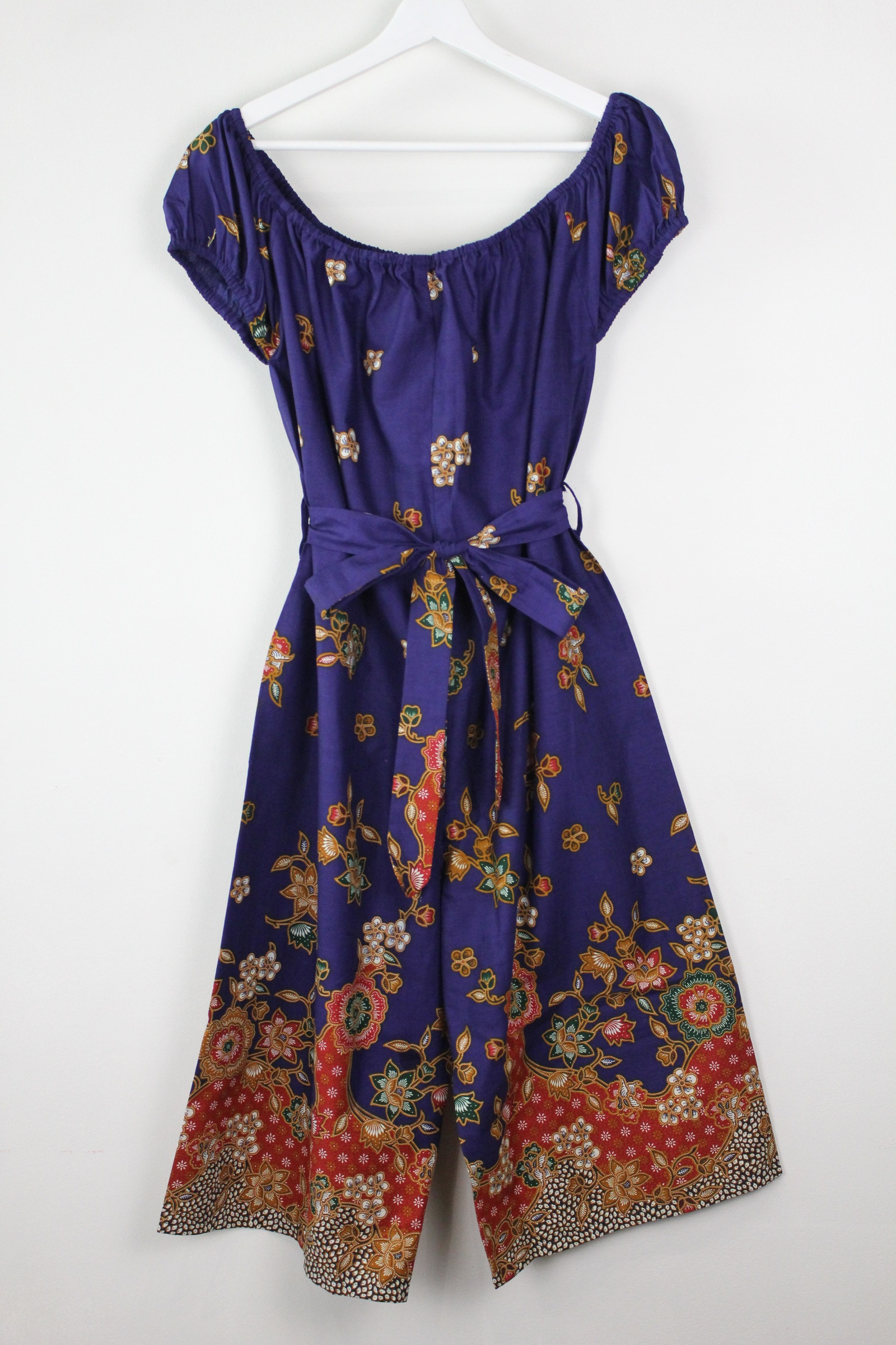 AveryDae Batik Jumpsuit (L) - Rosie