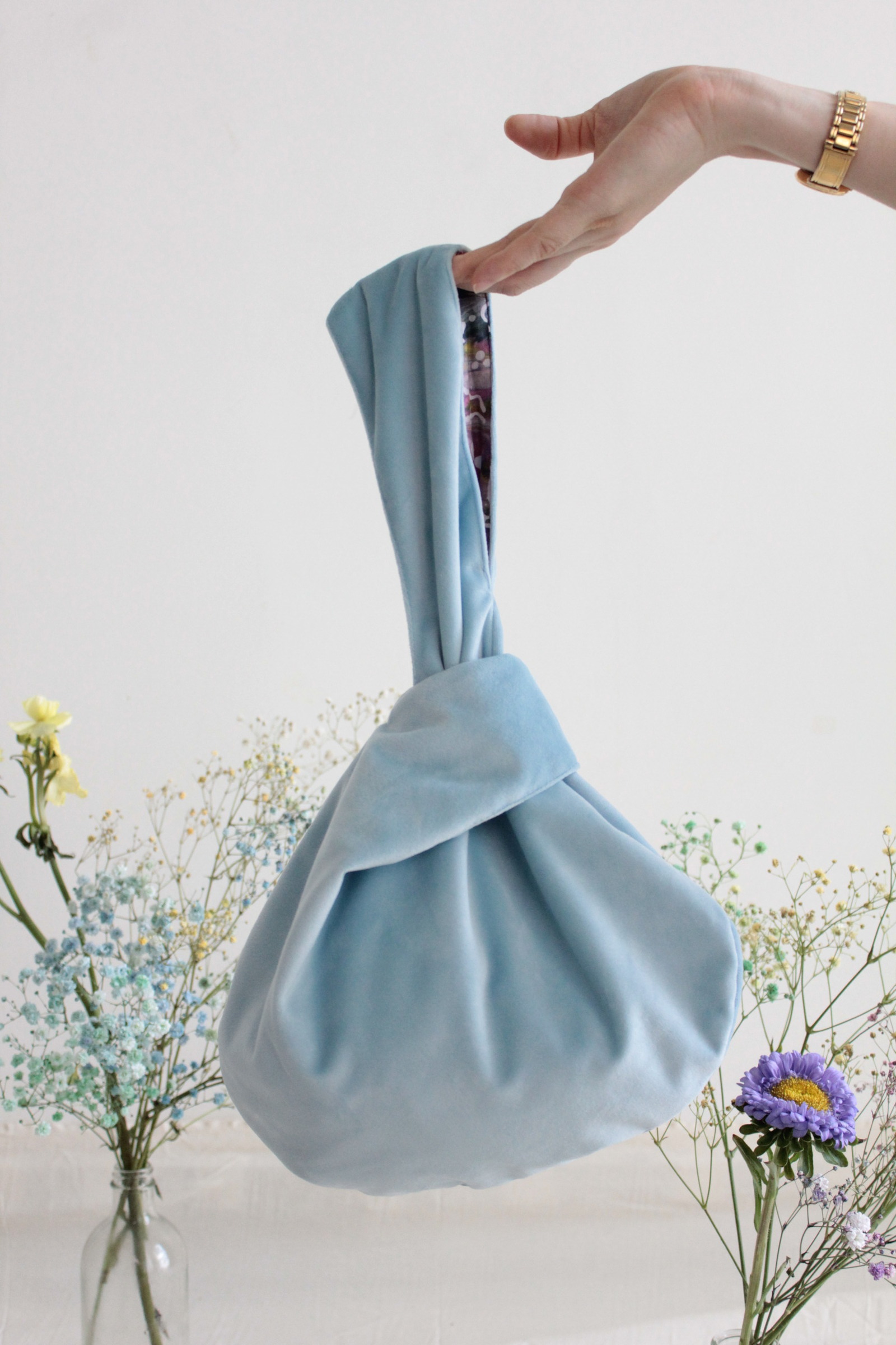 Reversible Velvet+Batik KnotBag - Baby Bleu