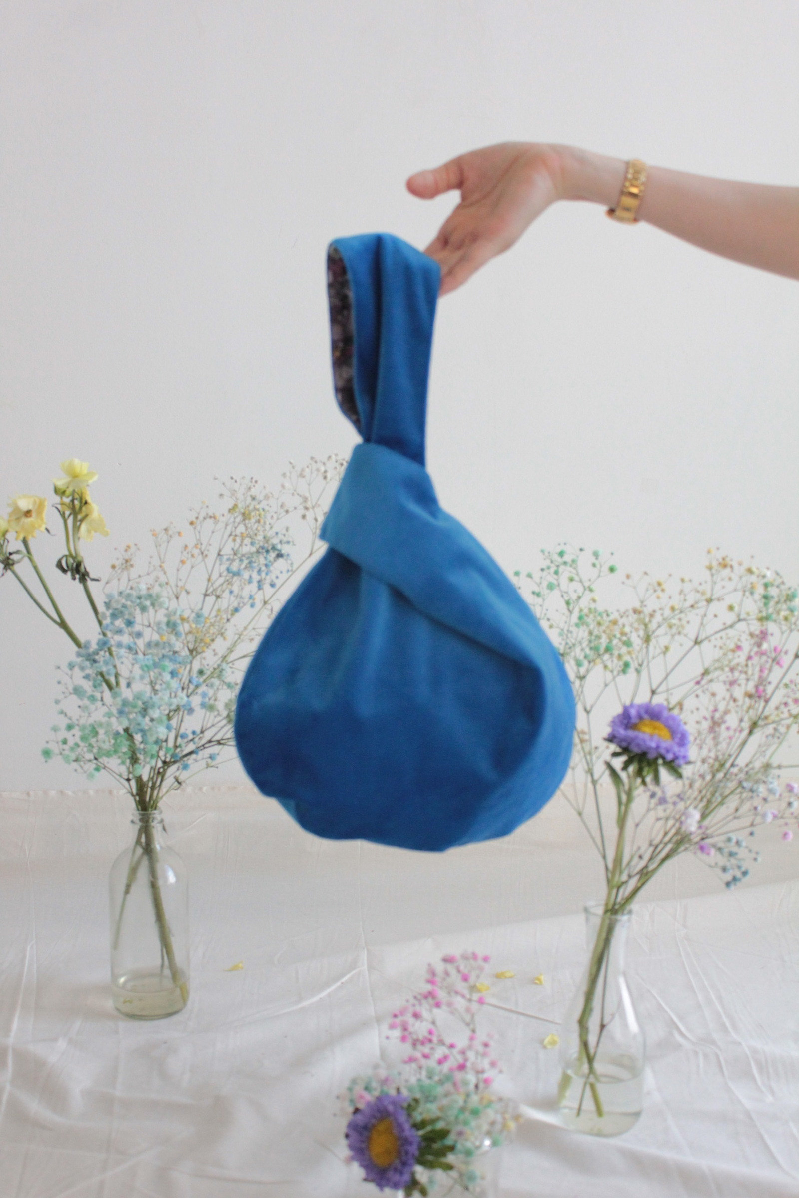Reversible Velvet+Batik KnotBag - Cobalt Bleu