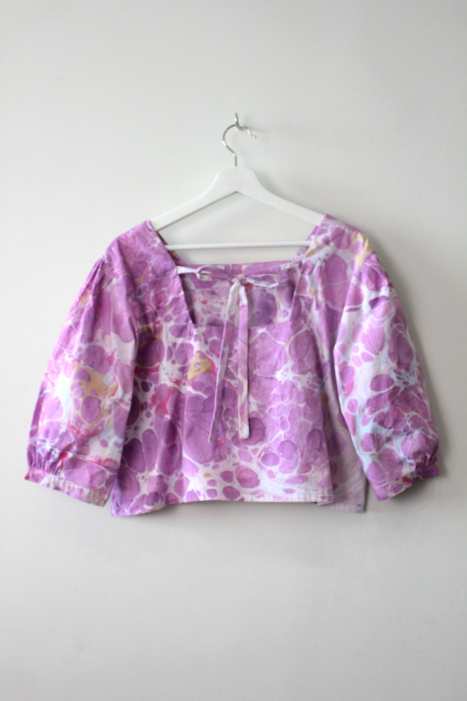 Hand Marbled Bishop Top - Mana