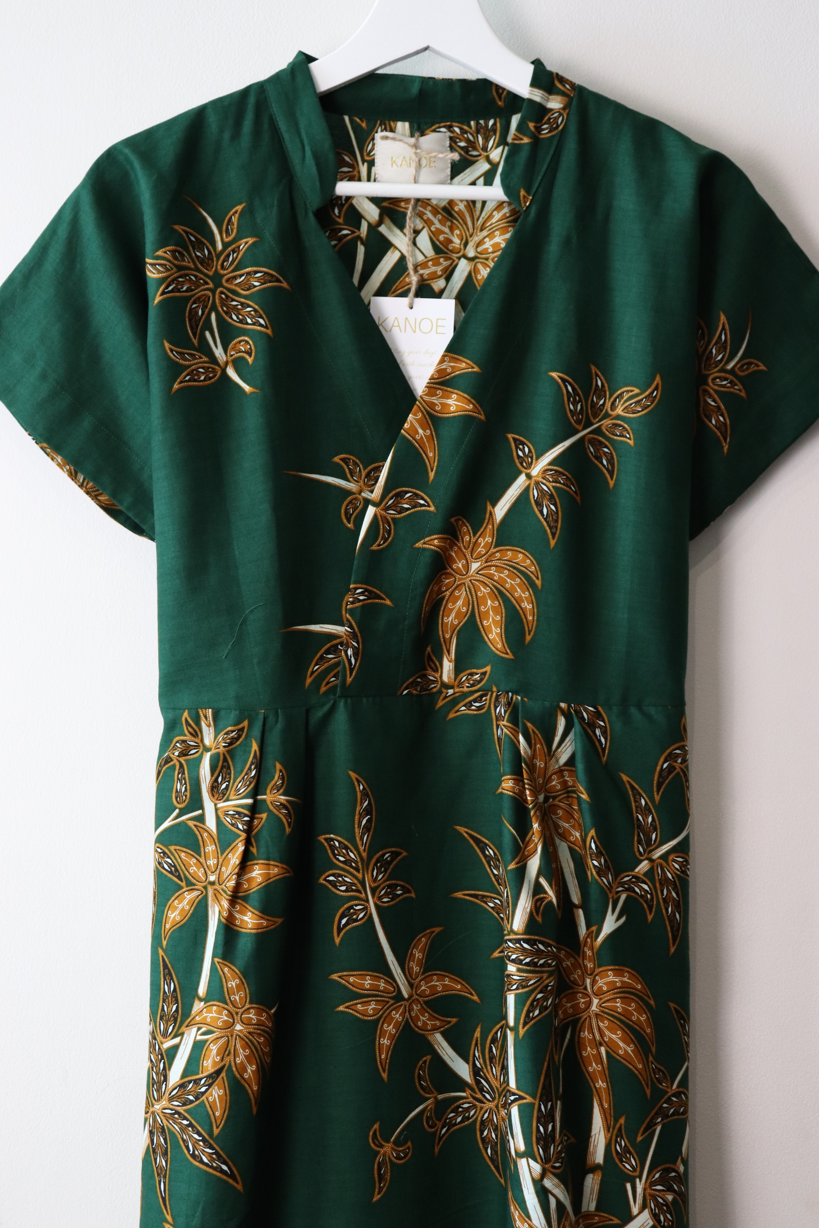 Kimono wrap dress w/ mandarin collar - Moneytree