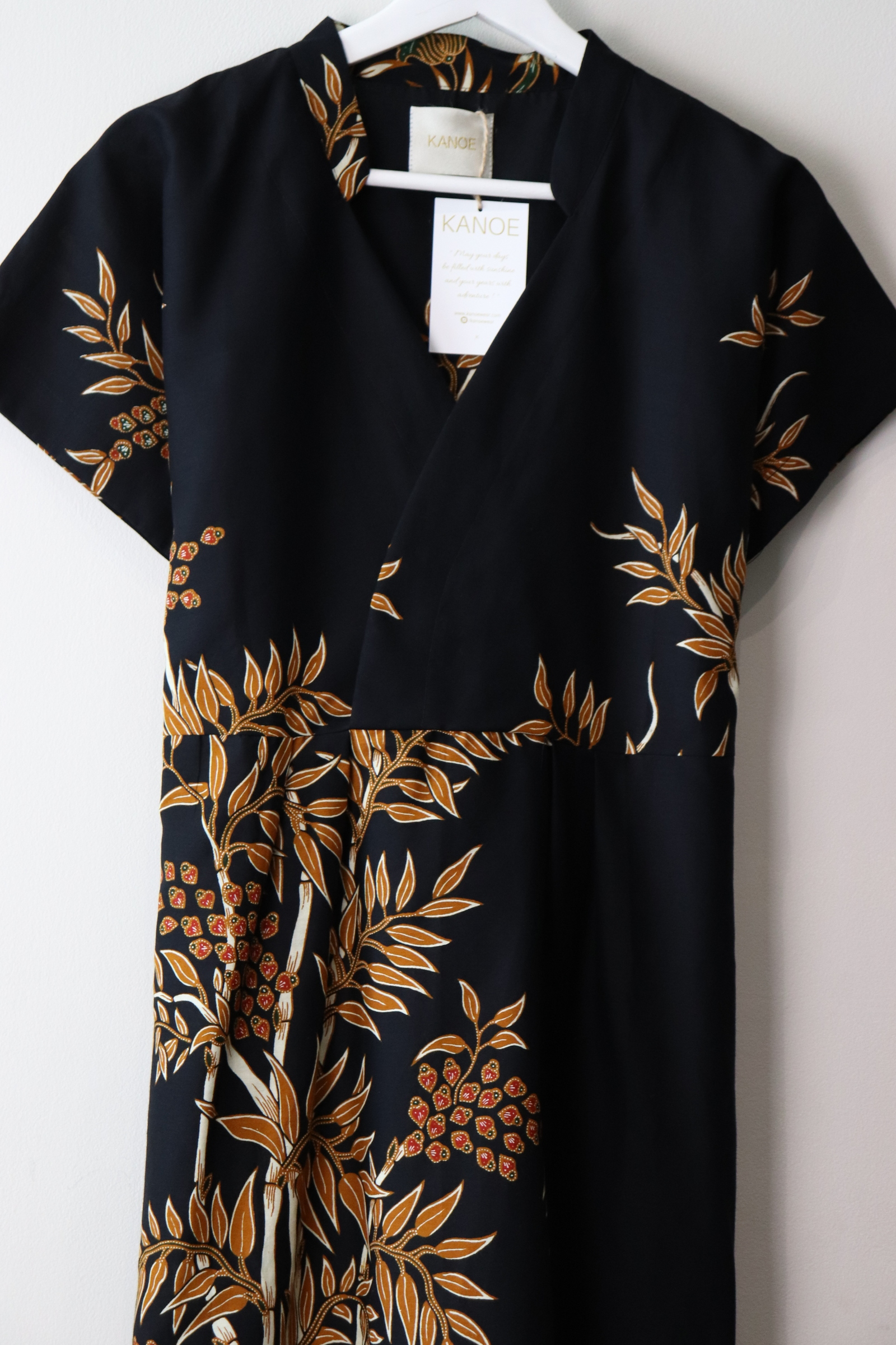 Kimono wrap dress w/ mandarin collar - Peace