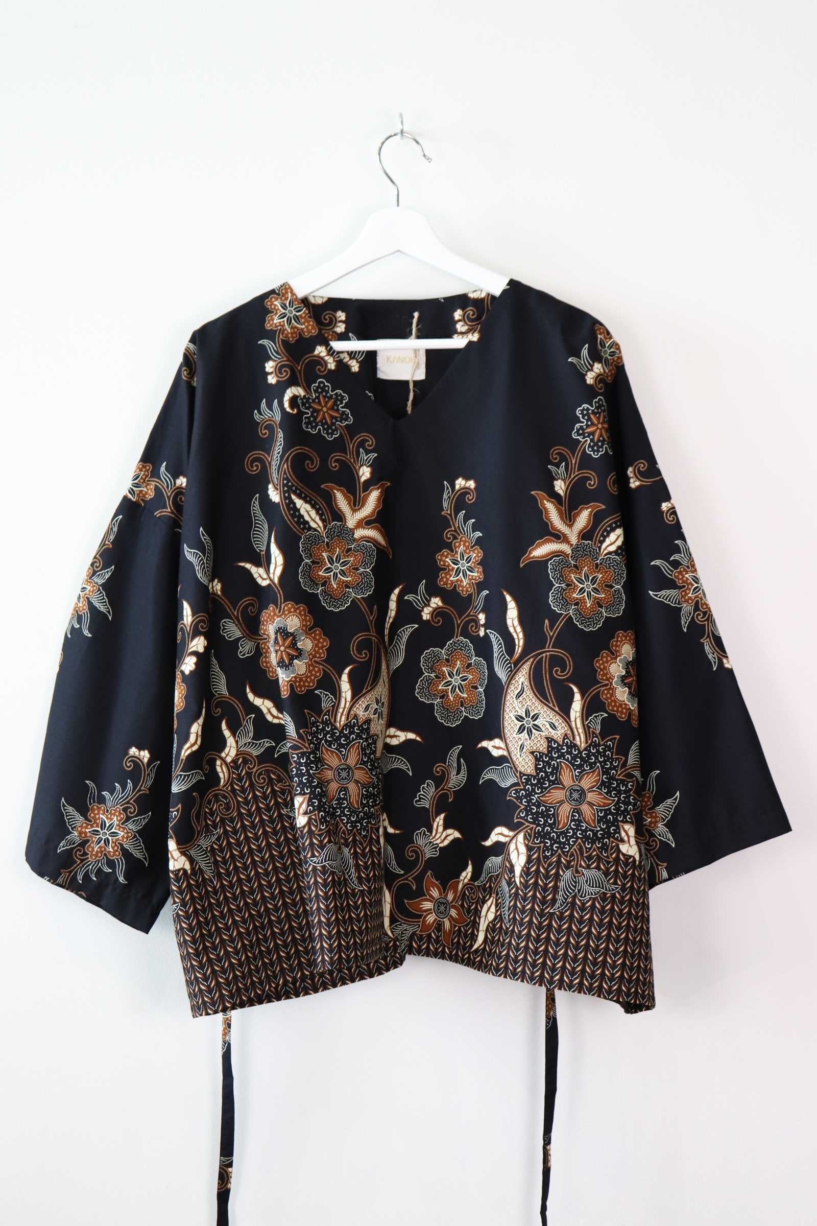 BIG GIRL Batik Top - Big CASEY
