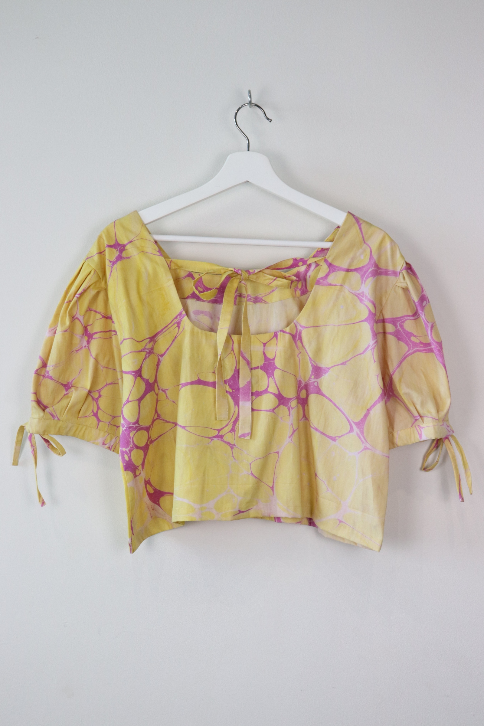 Hand Marbled Bow Top - Pineapple Shake