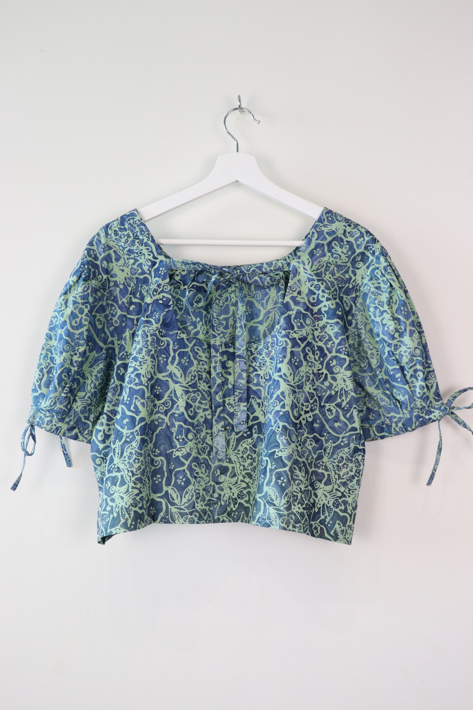 Hand Marbled Bow Top - Blue Lagoon