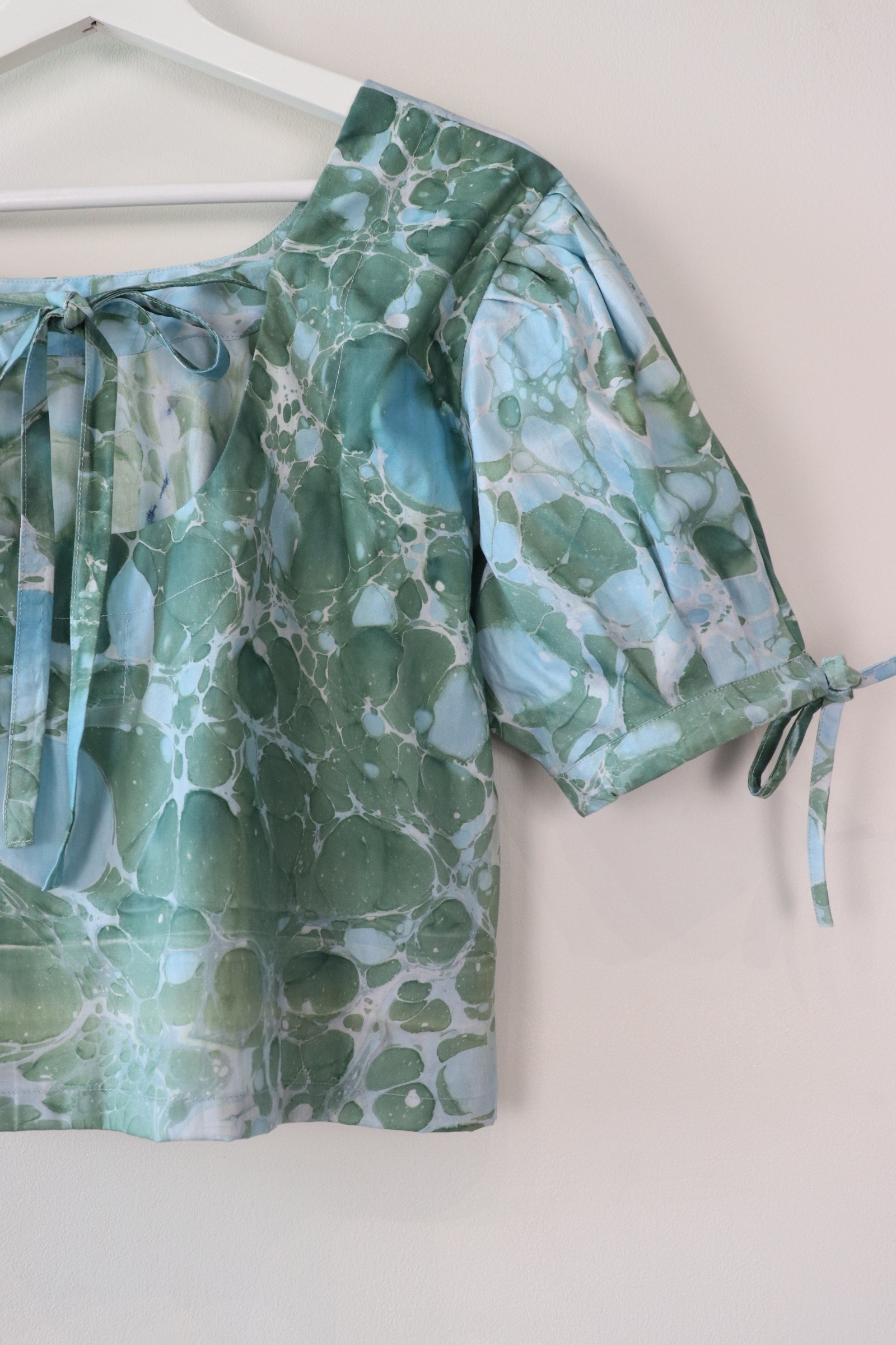 Hand Marbled Bow Top - Earth Hour