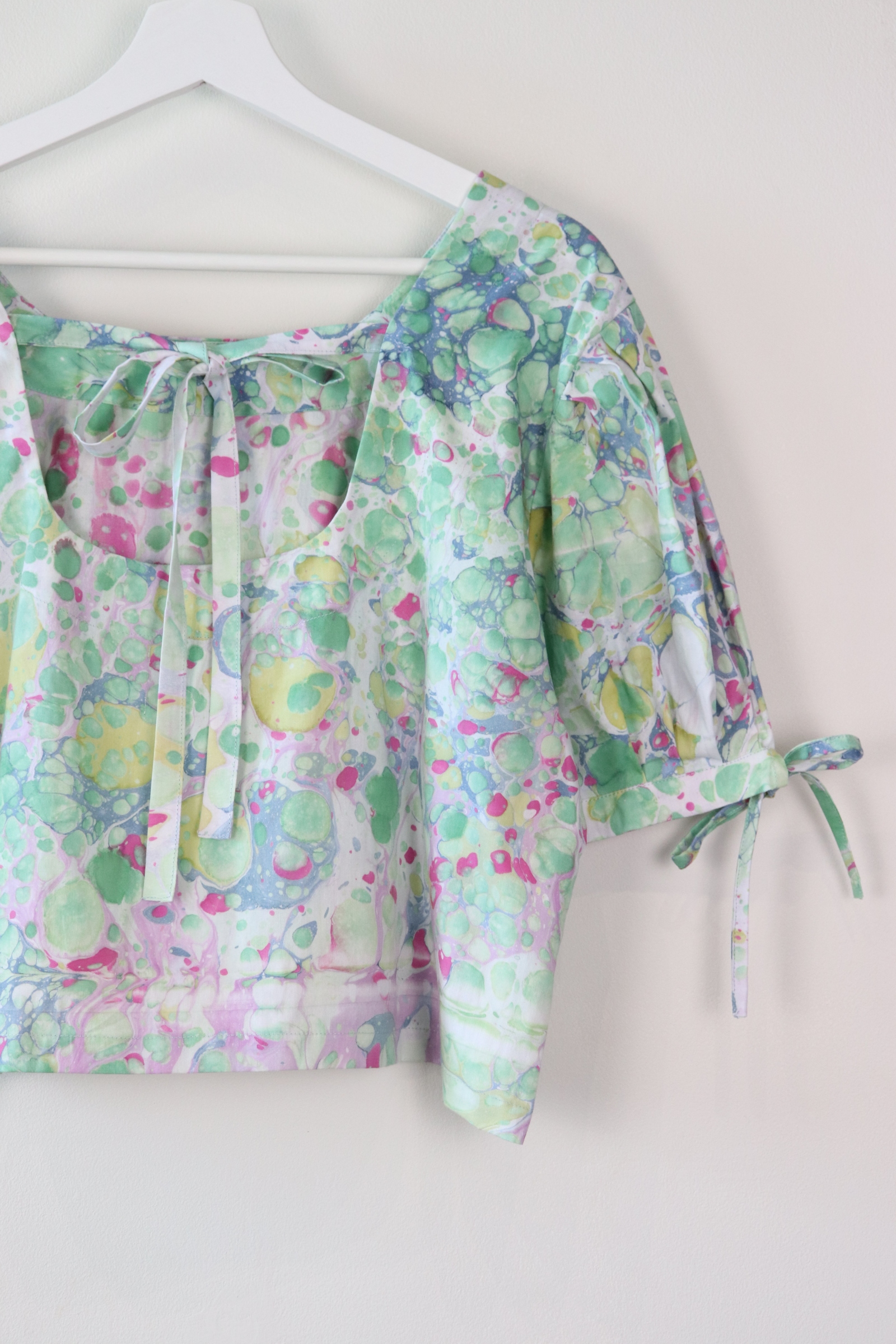 Hand Marbled Bow Top - Beach Babe
