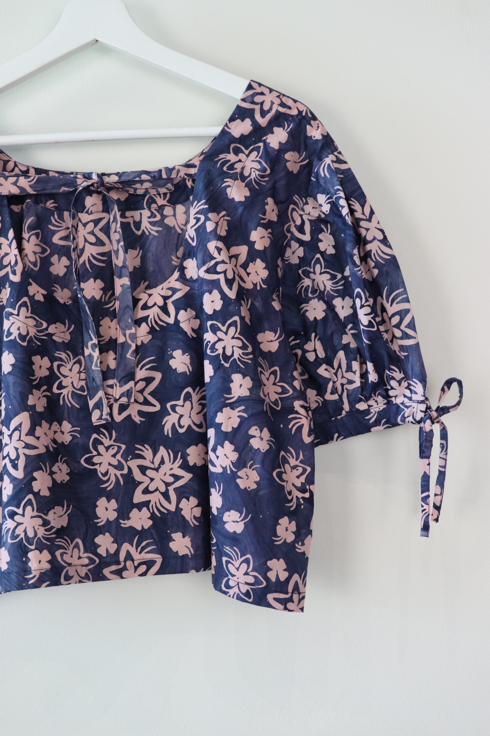 Hand Marbled Bow Top - Midnight Sakura