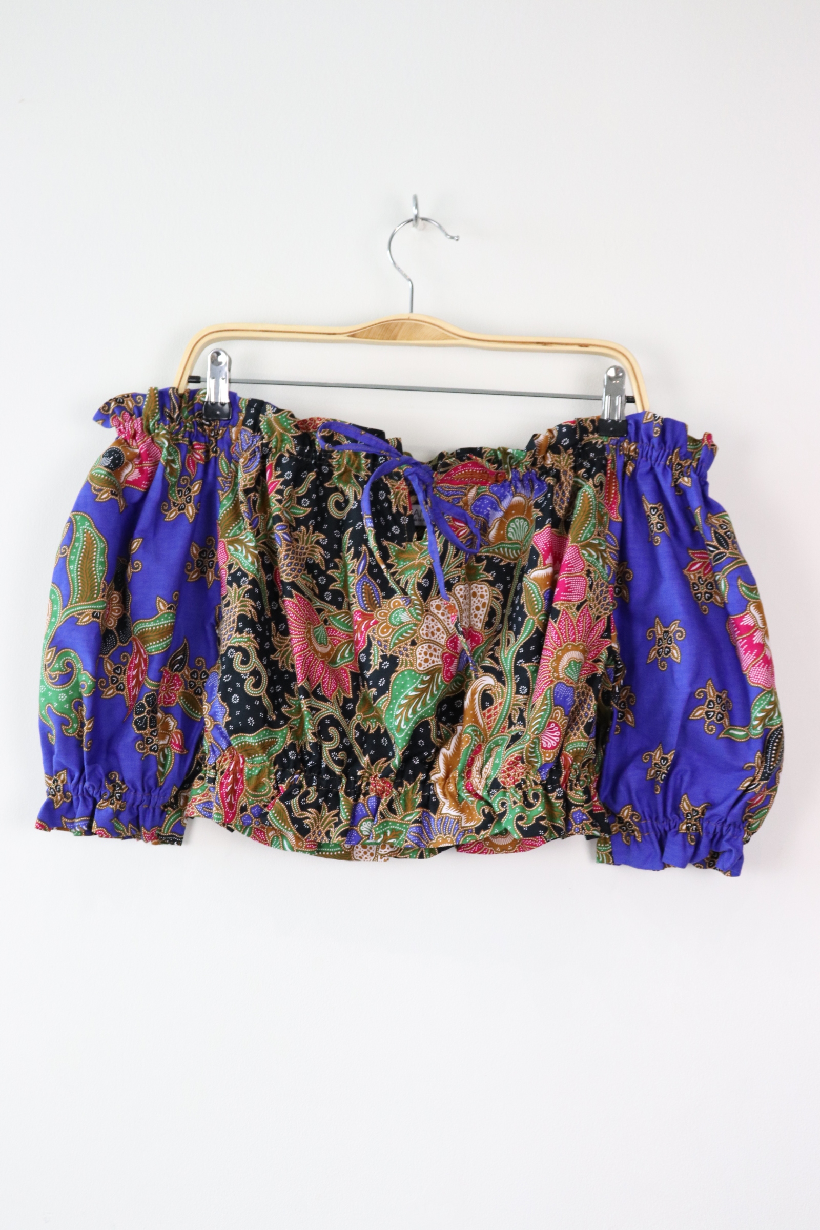 Off-Shoulder Batik Blouse - Winona Ryder