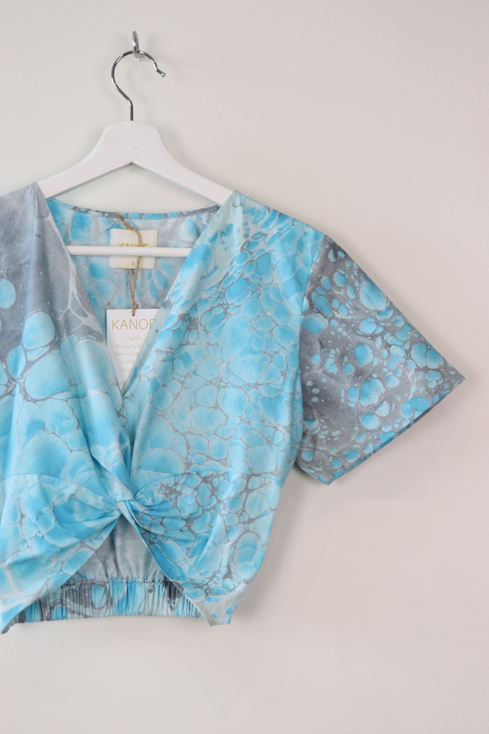 Hand Marbled Twisted Top - Cloud Nine