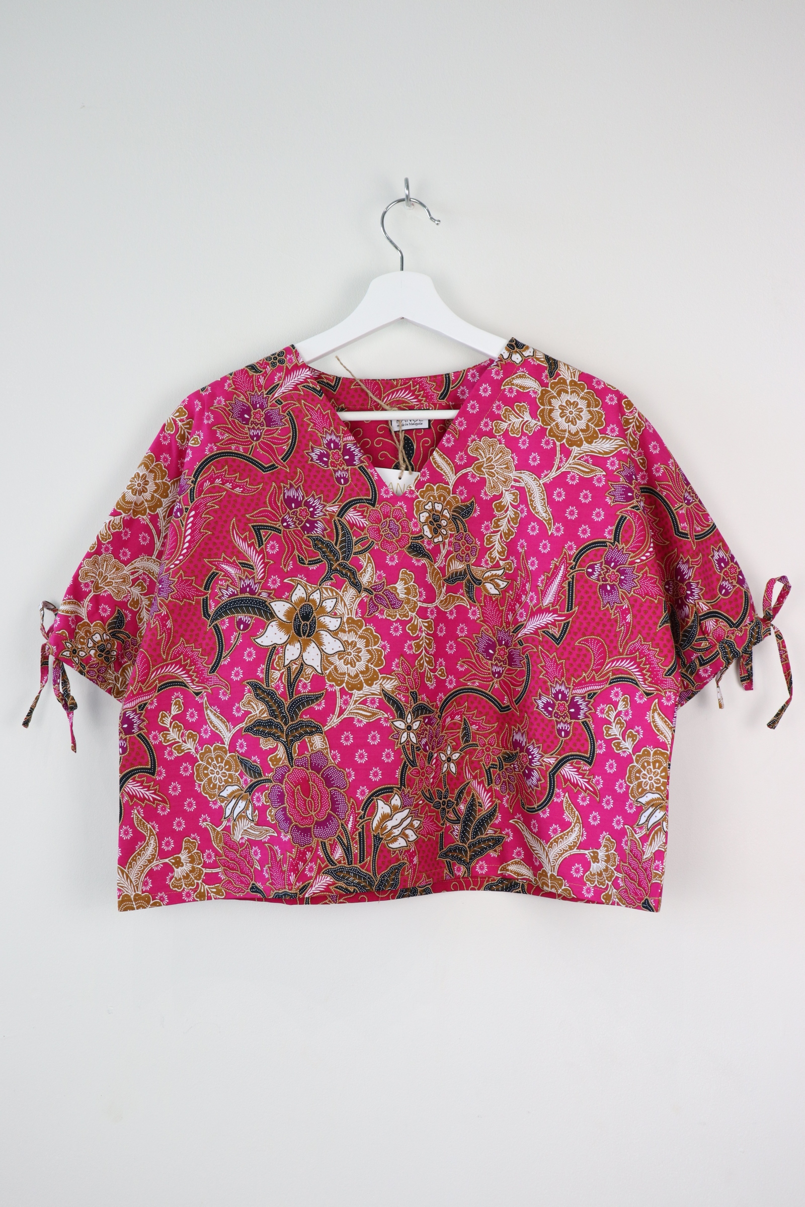 AveryDae Batik Top - Pink Pop