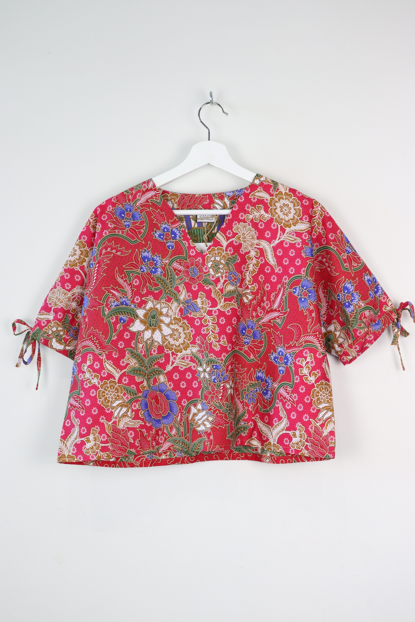 AveryDae Batik Top - Vyonne