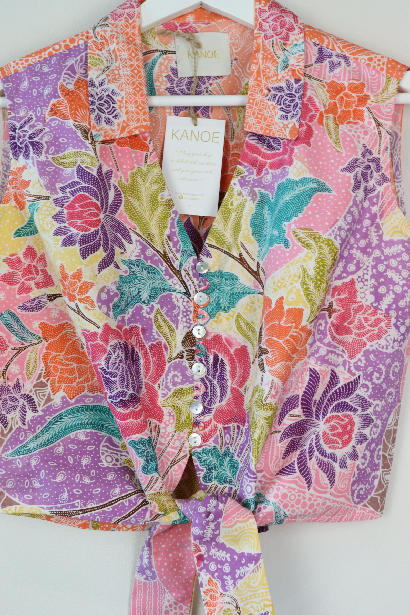 Candy Sleeveless Vintage Top - Olaf ( Handstamped Batik )