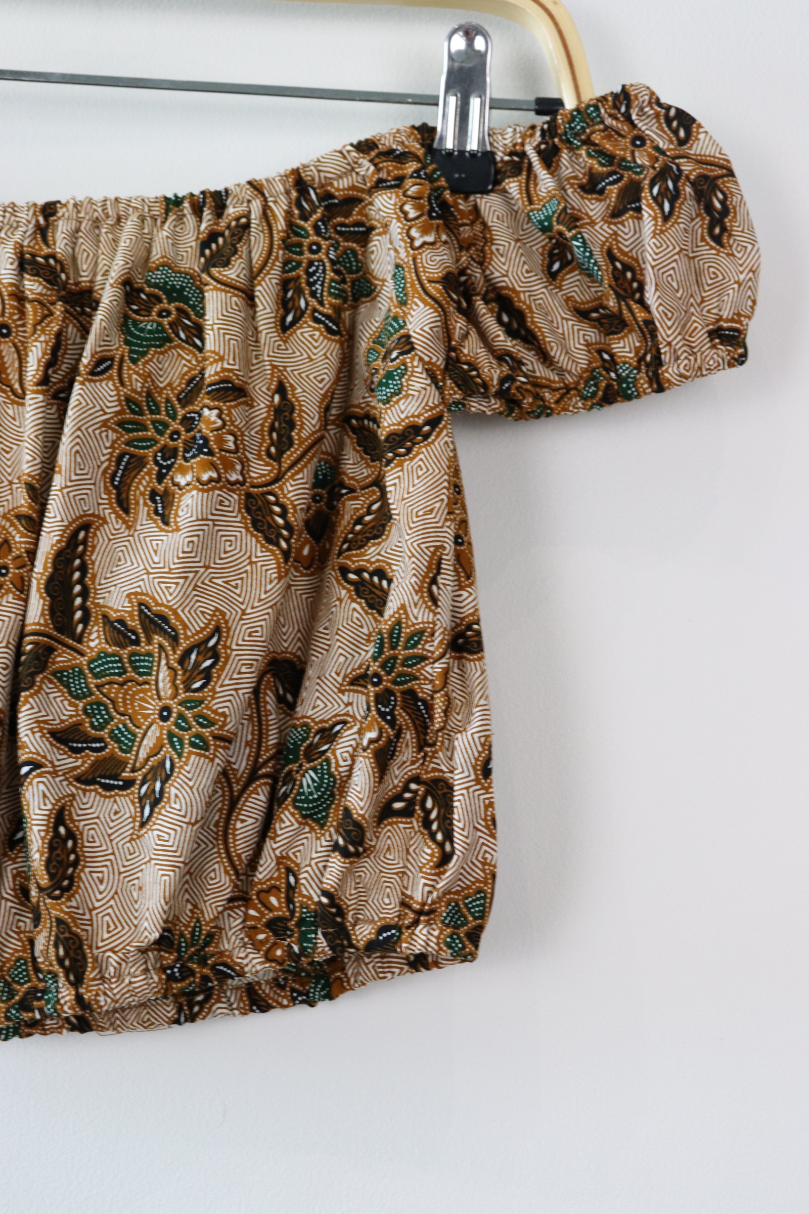 Lil Millie Cropped Top - Wheat (Green)