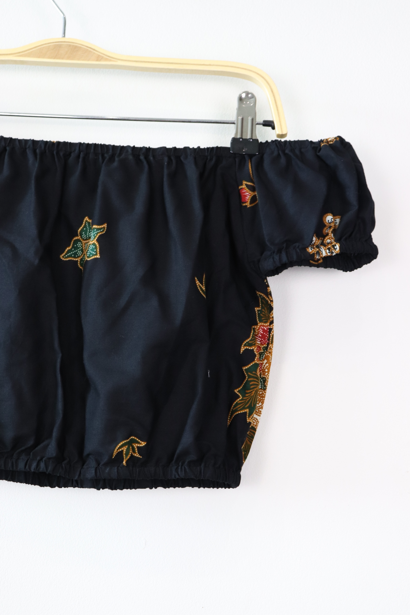 Lil Millie Cropped Top - Meditate (Black)