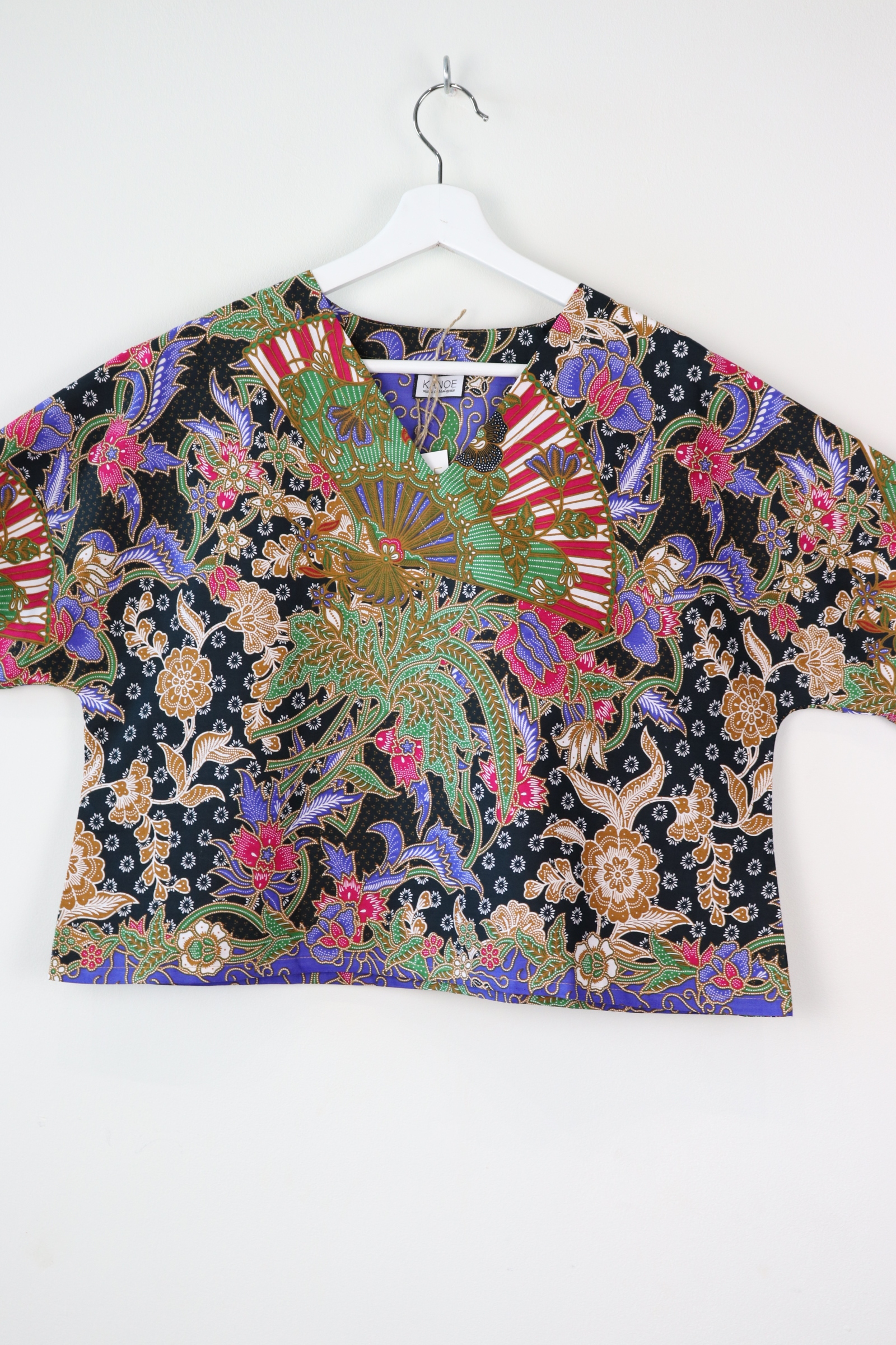 AveryDae Batik Top - Mimiko