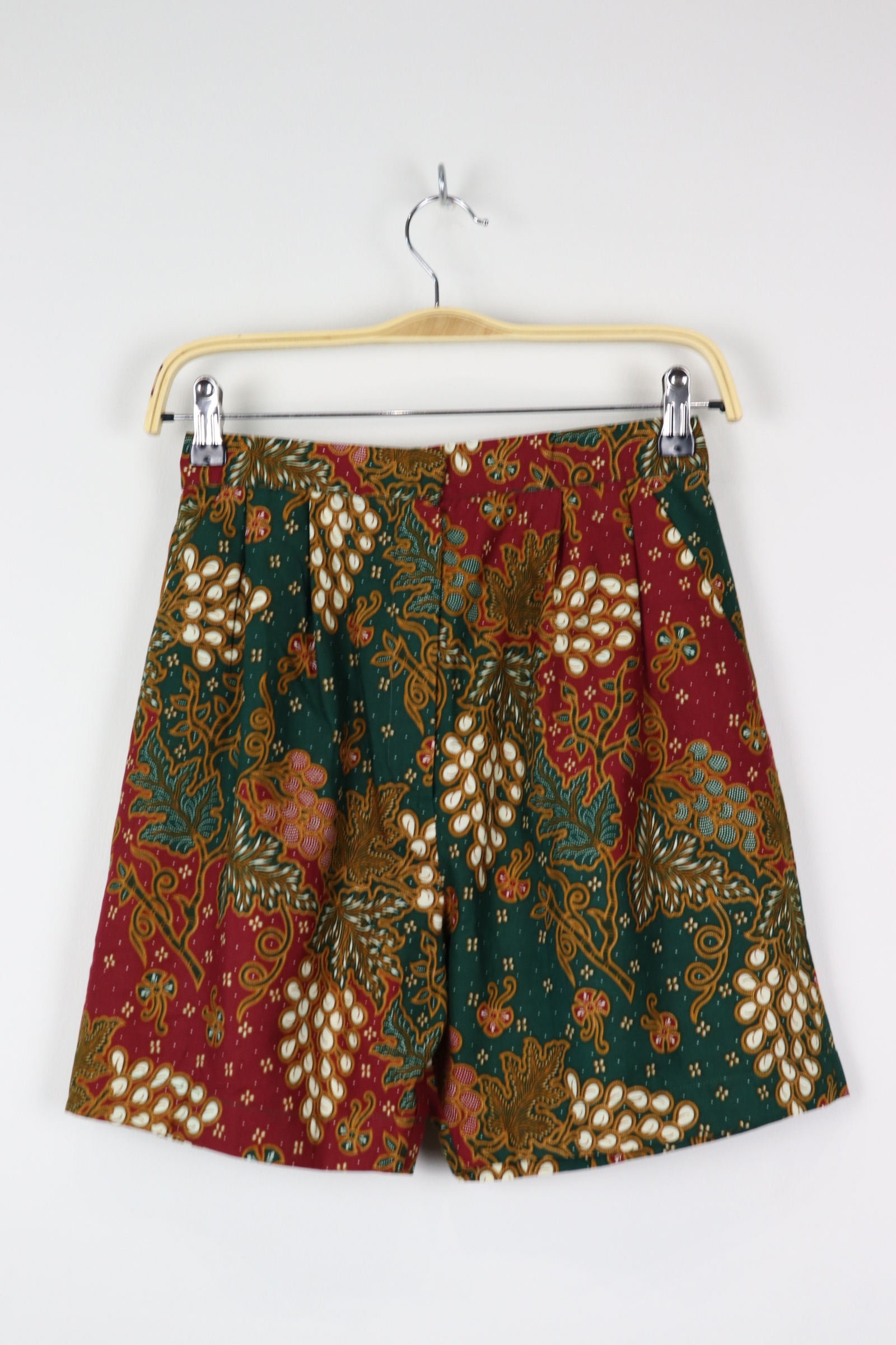 Tailored Batik Shorts - Yuki (S)