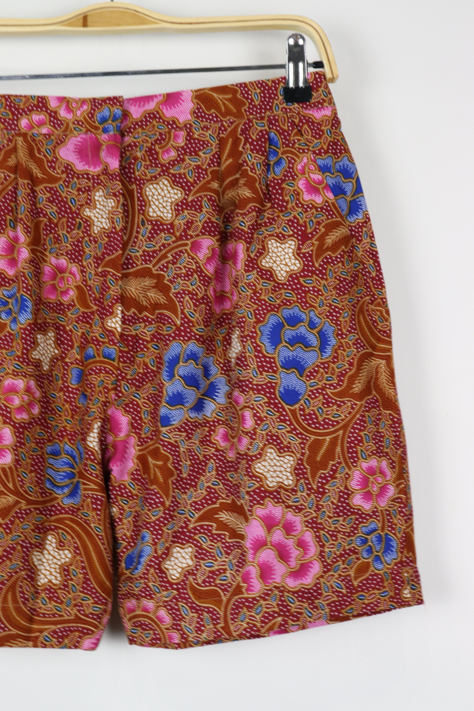 Tailored Batik Shorts - Fenica (S)