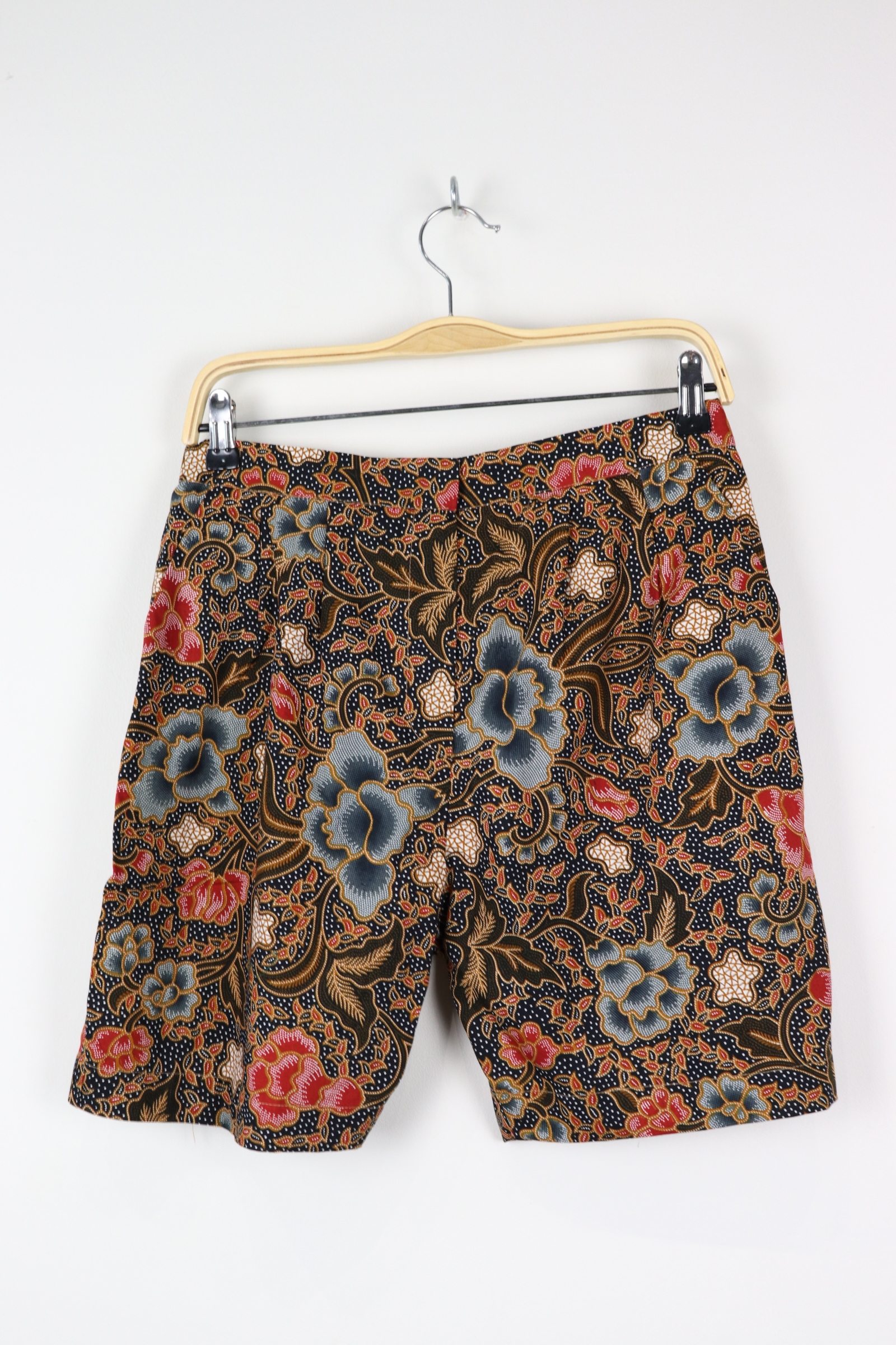 Tailored Batik Shorts - Riko (M)