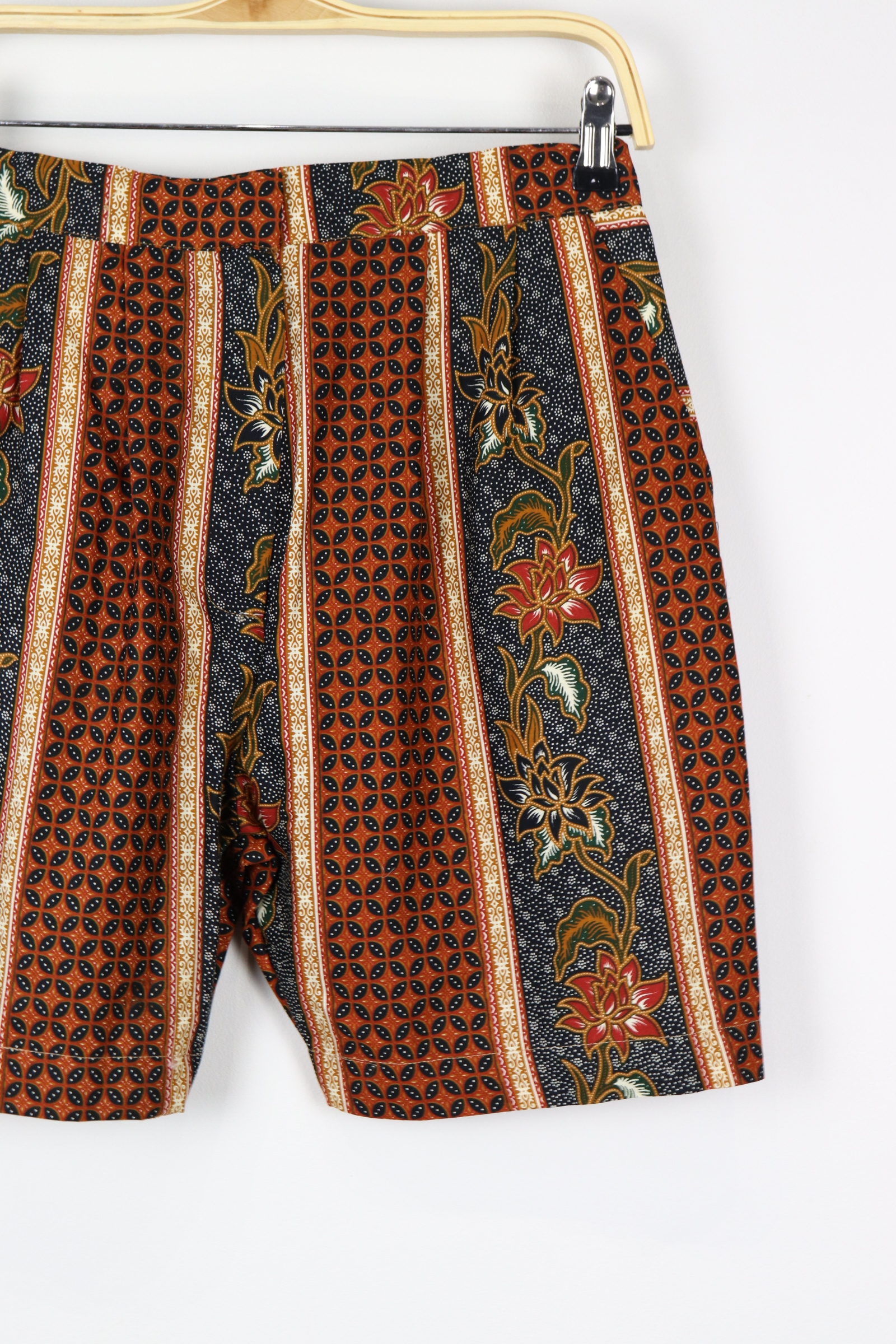 Tailored Batik Shorts - Bebe (M)