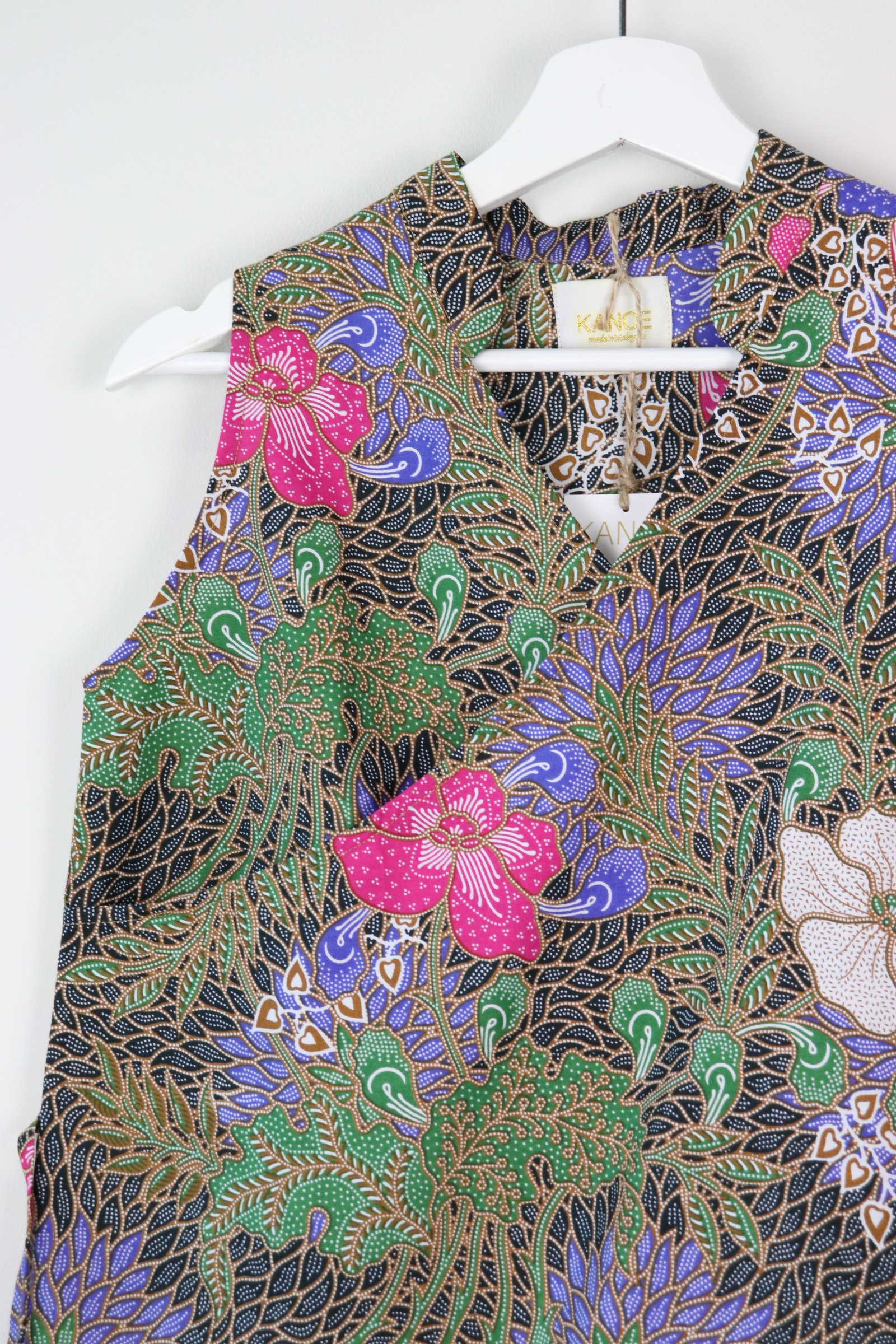 Jie-Jie Batik Top - XinWei (S-M)