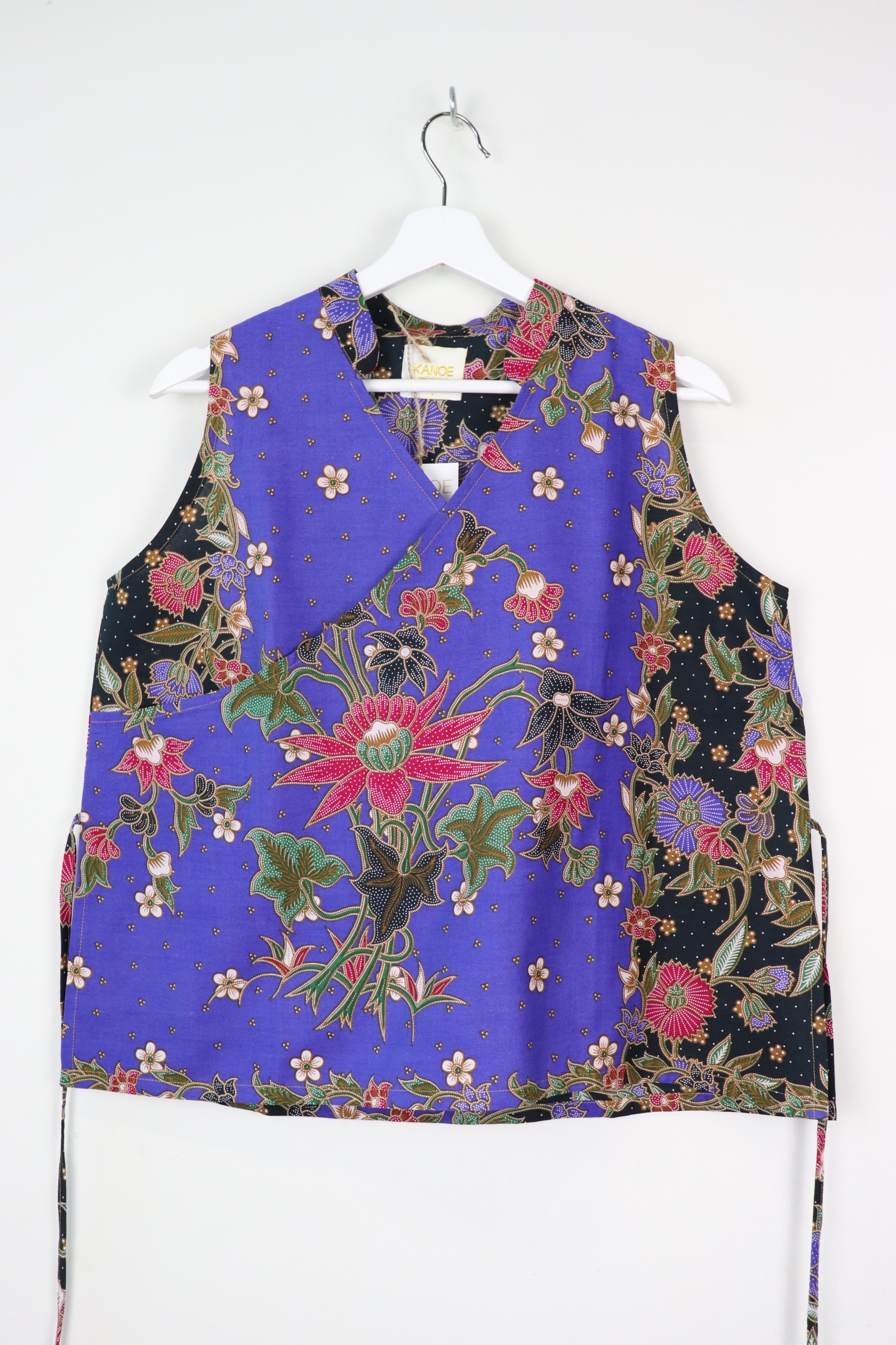 Jie-Jie Batik Top - XinWei (L-XL)