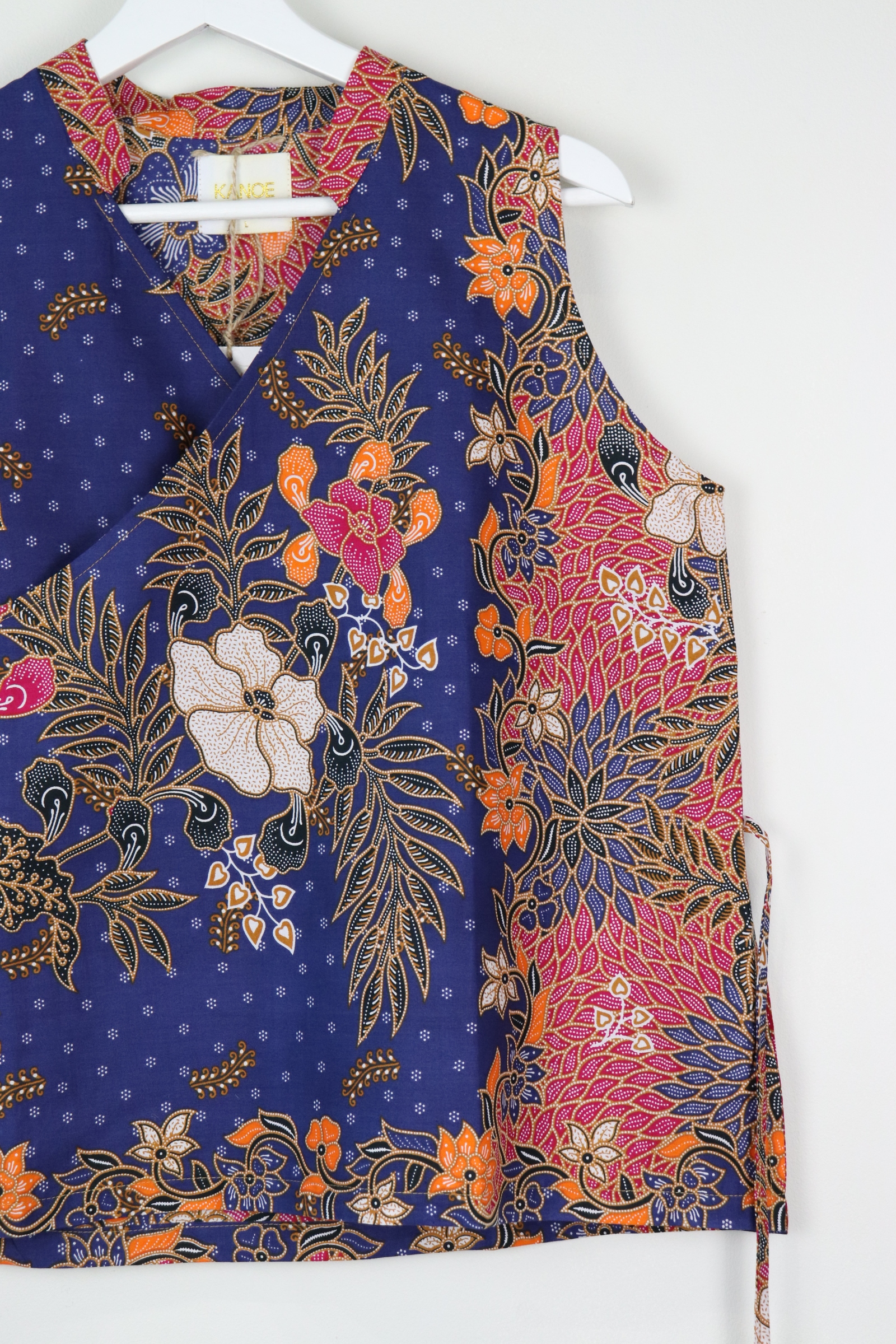 Jie-Jie Batik Top - FeiFei (L-XL)