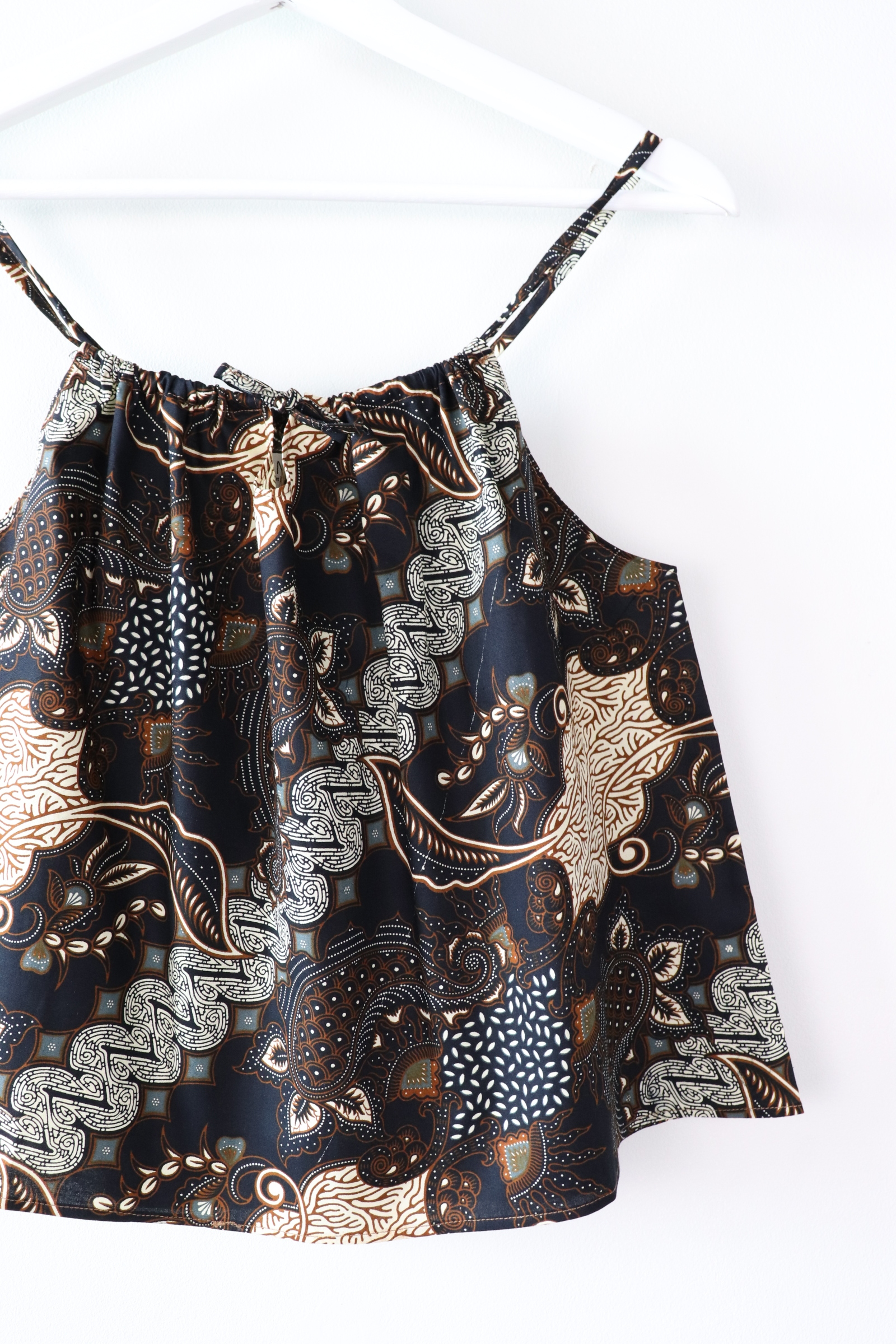 Getaway Batik Top - Perhentian ( Black )
