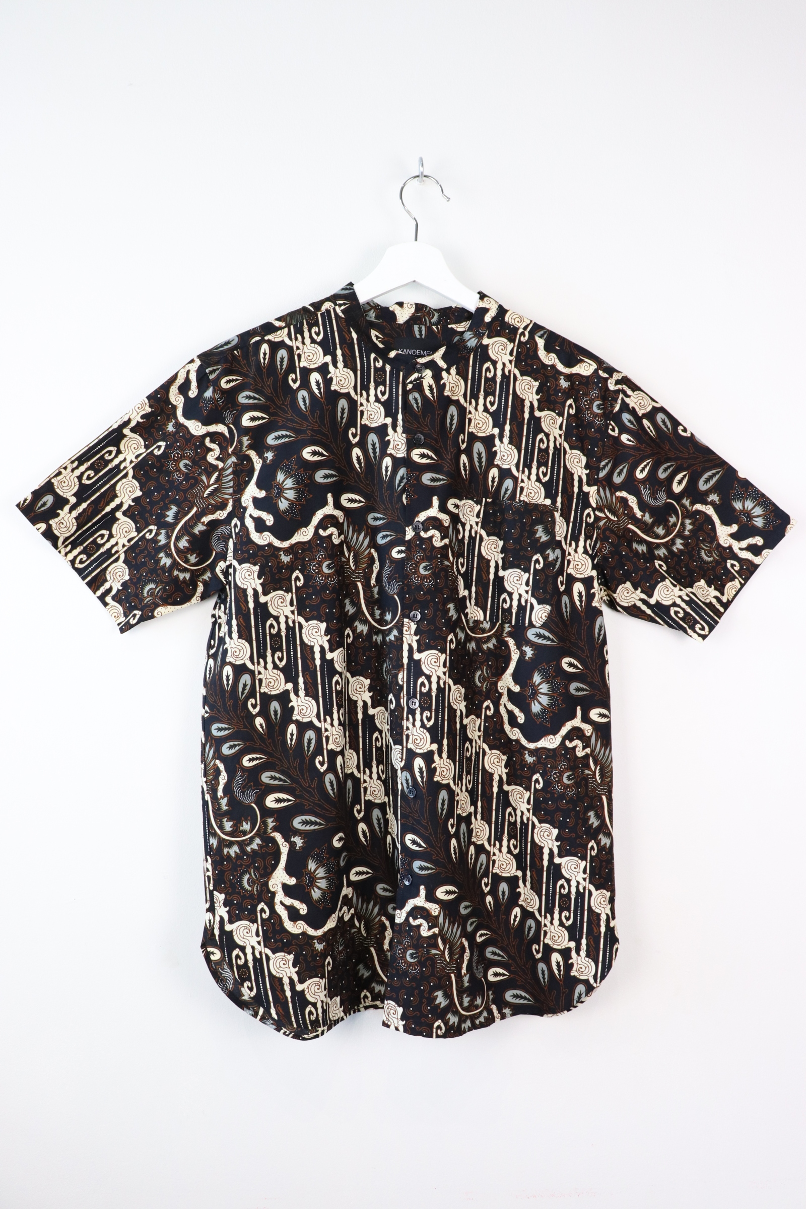 KANOEMEN Stand Collar Batik Shirt - Milwaukee (XL)