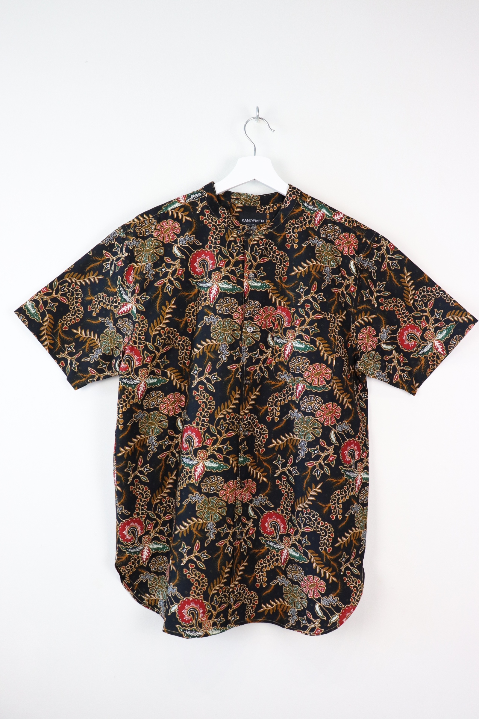 KANOEMEN Stand Collar Batik Shirt - Anchor (XL)