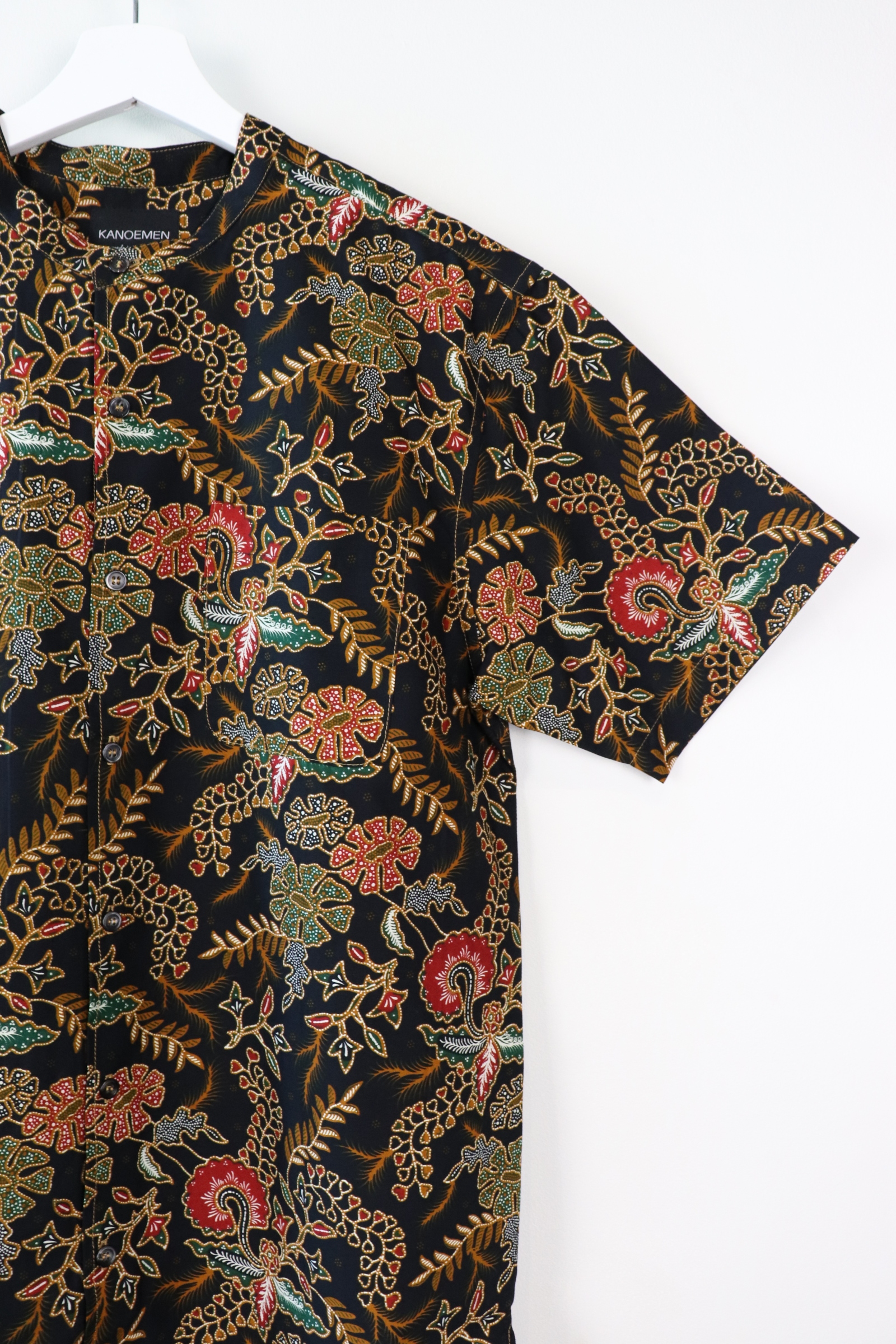 KANOEMEN Stand Collar Batik Shirt - Anchor (XL)