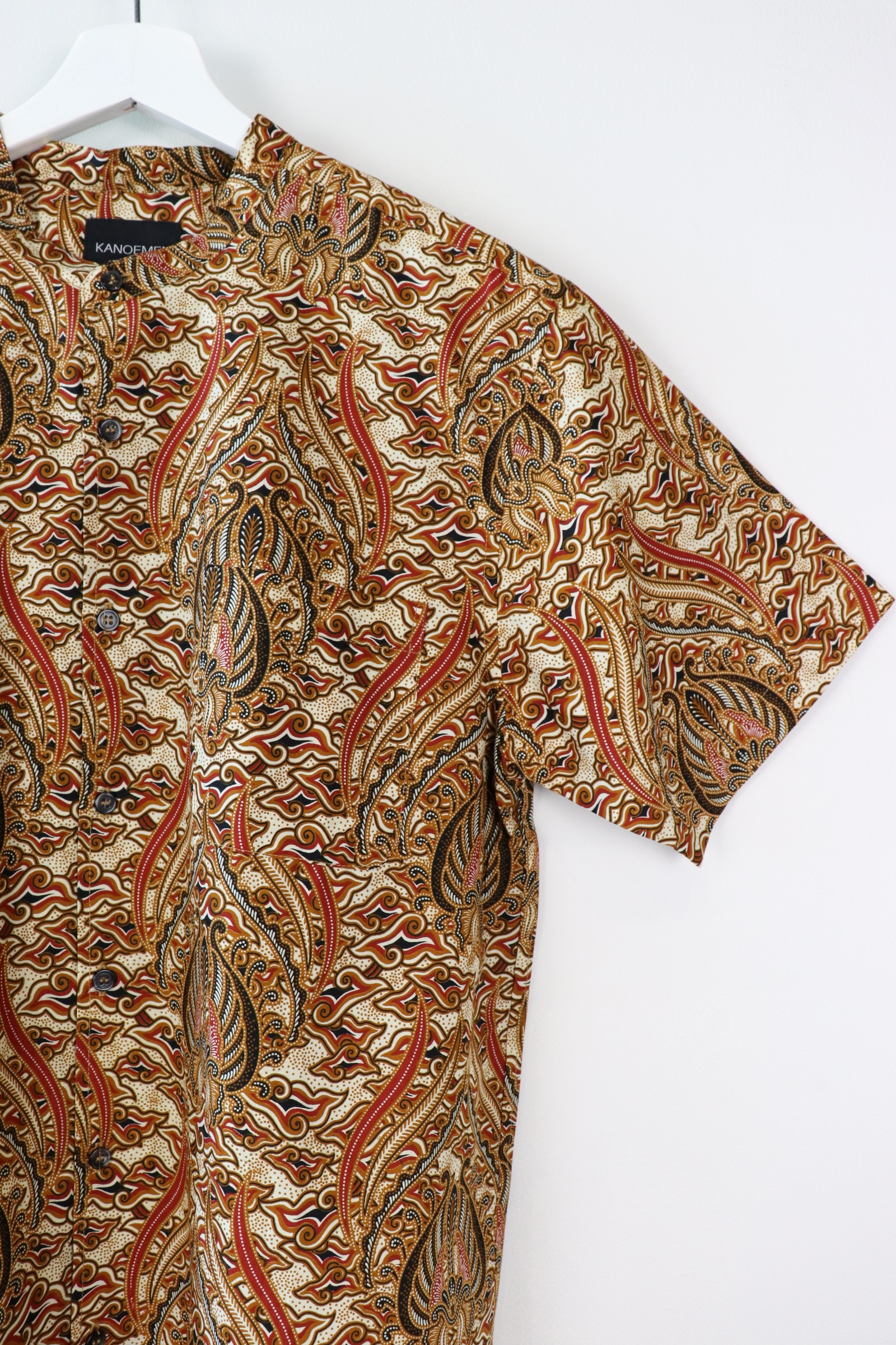 KANOEMEN Stand Collar Batik Shirt - Asahi (XL)
