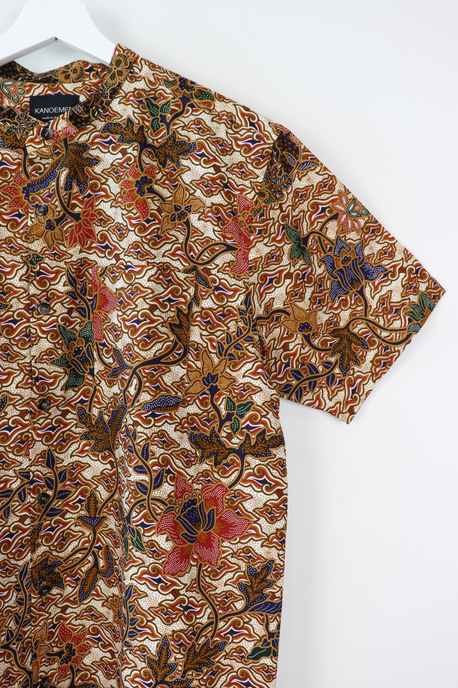 KANOEMEN Stand Collar Batik Shirt - Purple Tail (Blue) 