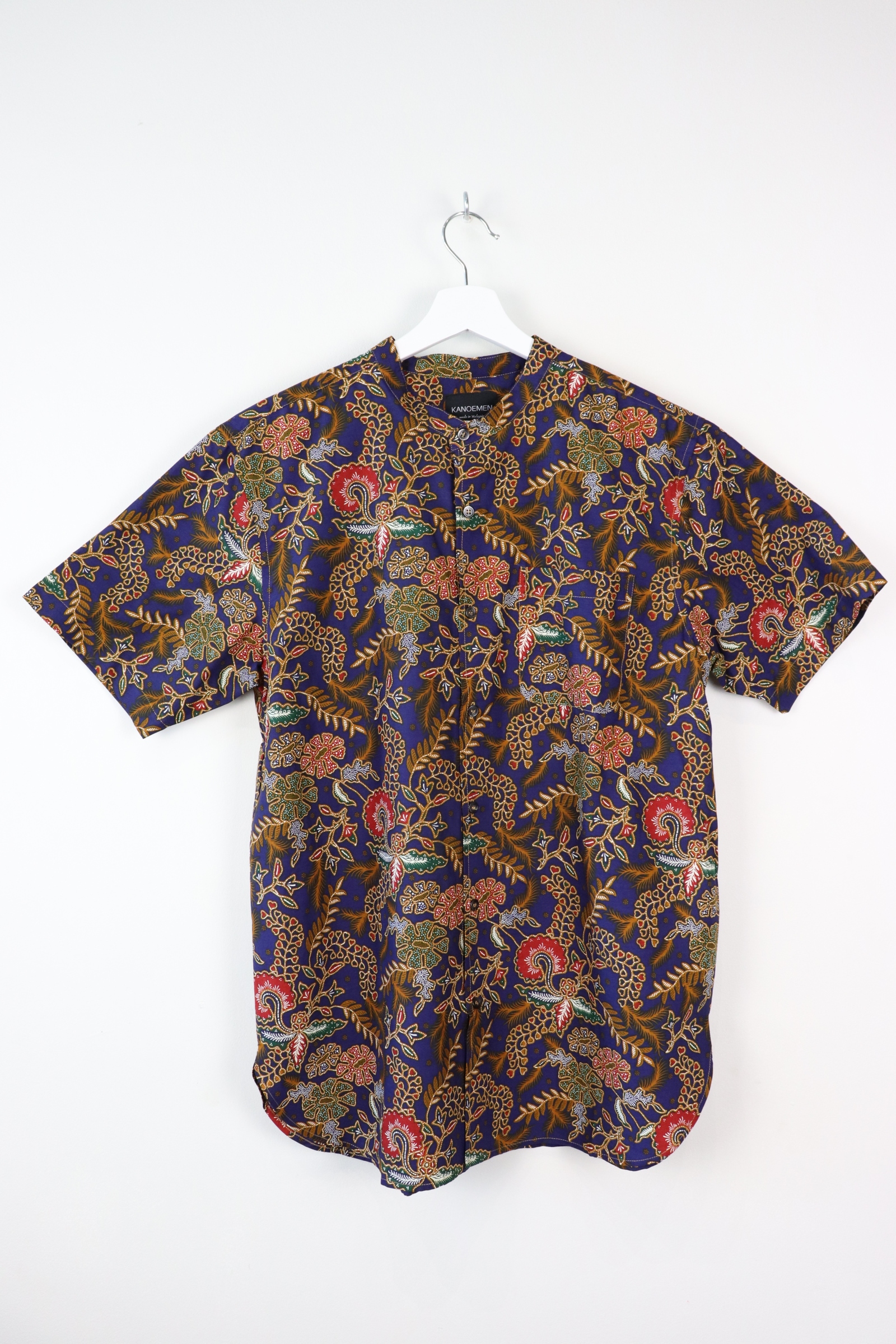 KANOEMEN Stand Collar Batik Shirt - Brut Premier (XL)