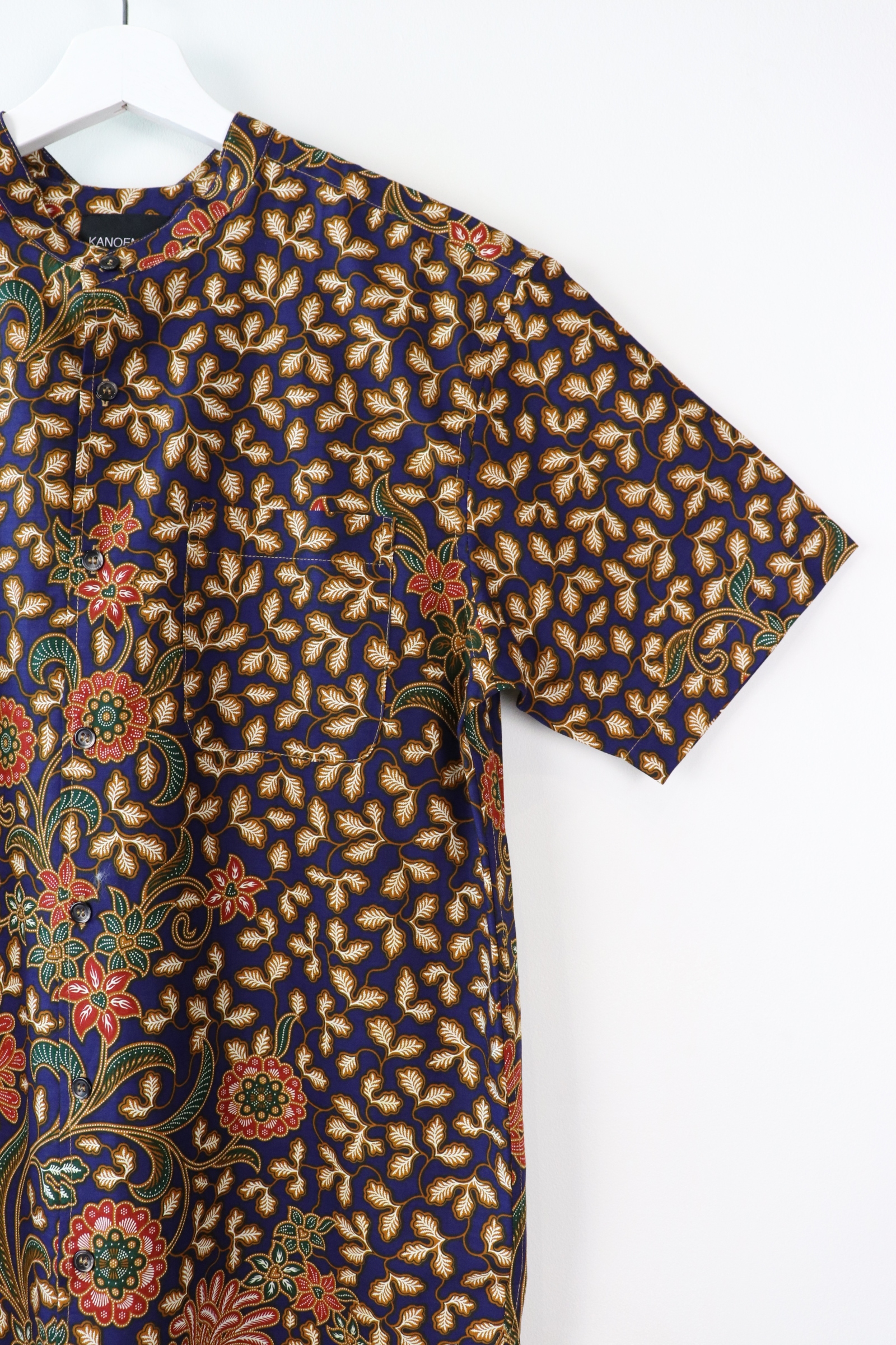 KANOEMEN Stand Collar Batik Shirt - Jose (L)