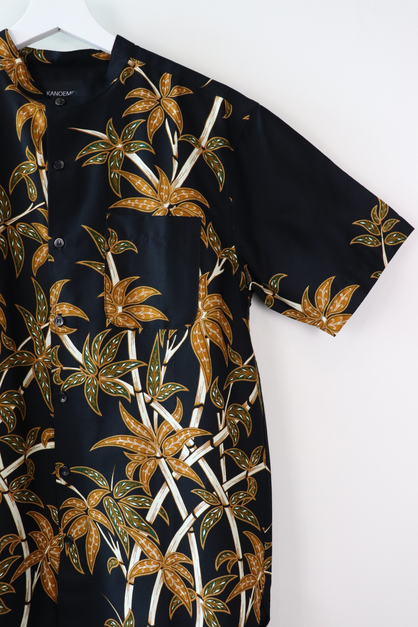 KANOEMEN Stand Collar Batik Shirt - Walker (M)