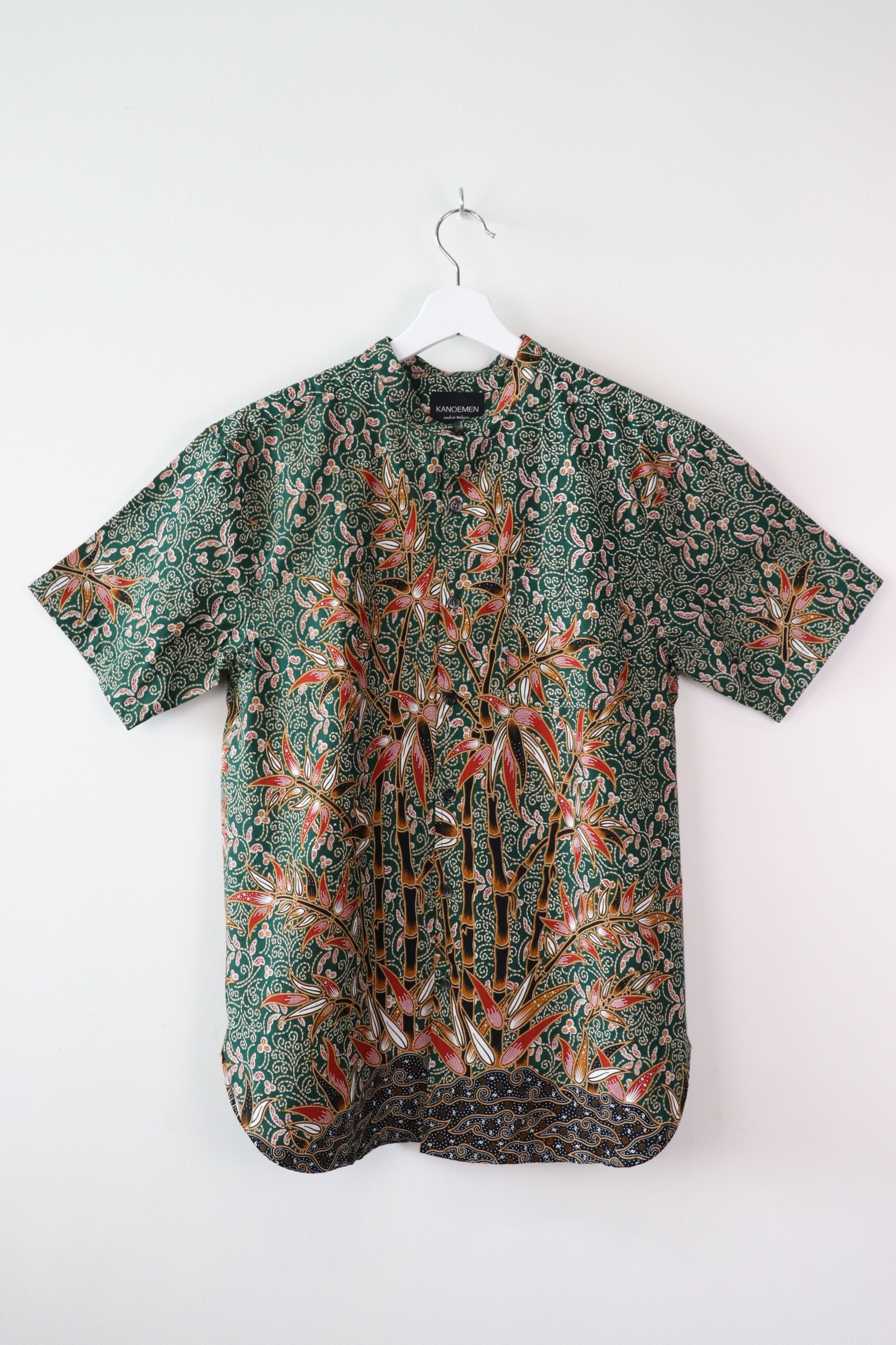 KANOEMEN Stand Collar Batik Shirt - Grants (M)