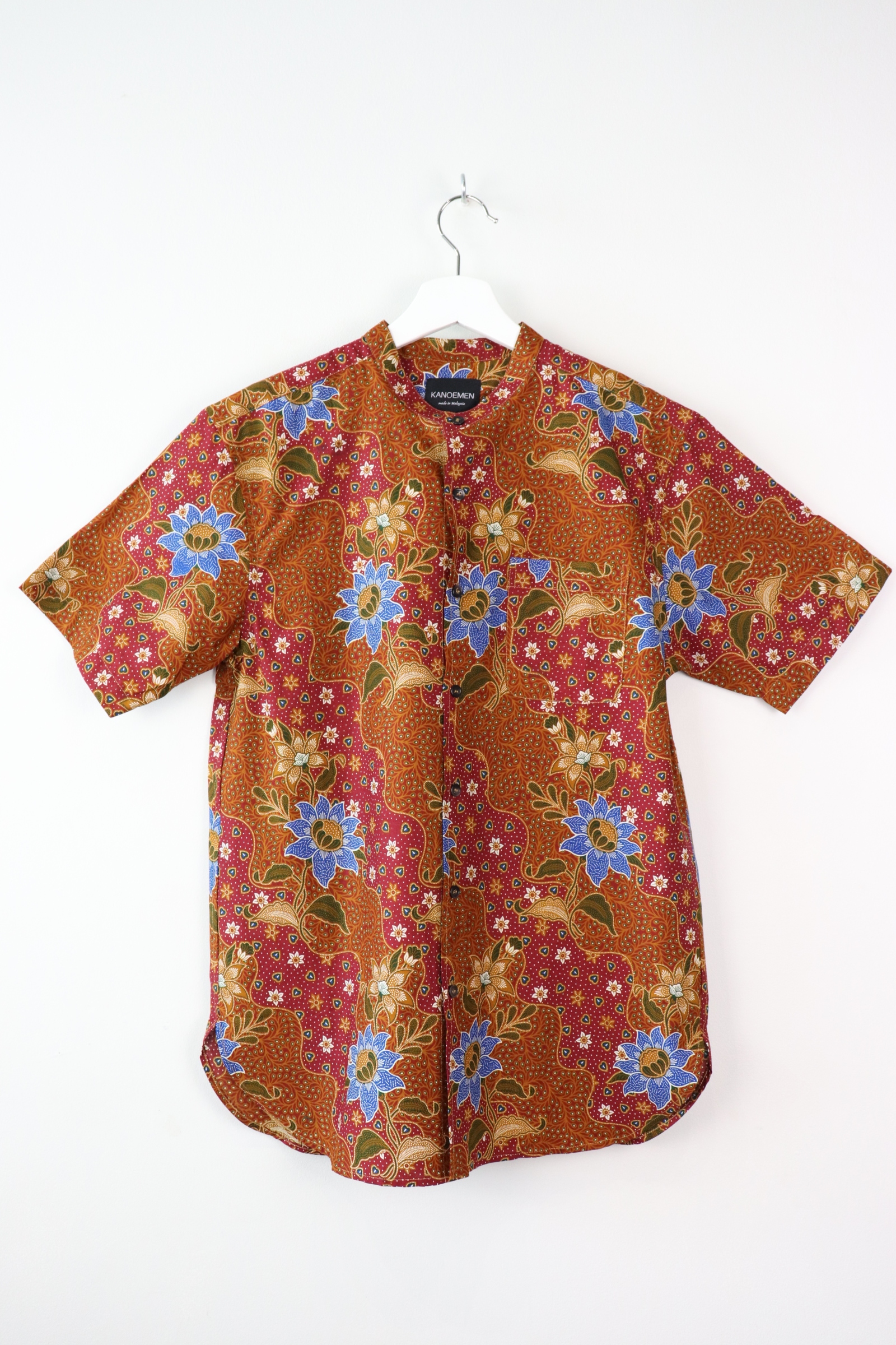 KANOEMEN Stand Collar Batik Shirt - Captain Morgan (M)