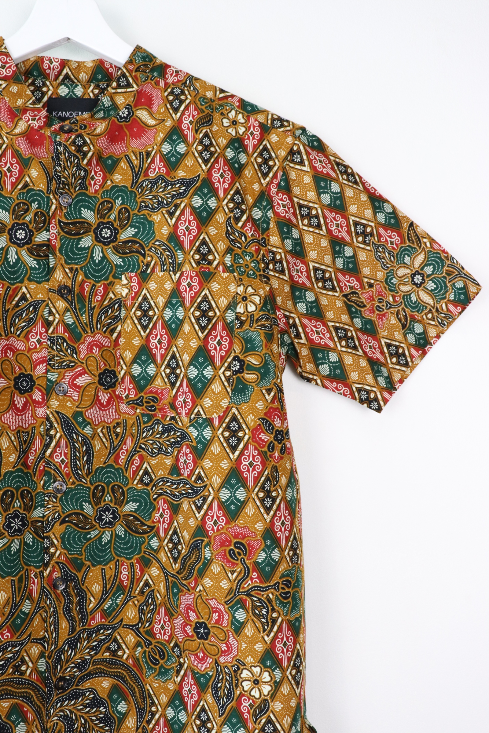 KANOEMEN Stand Collar Batik Shirt - Corona (S)