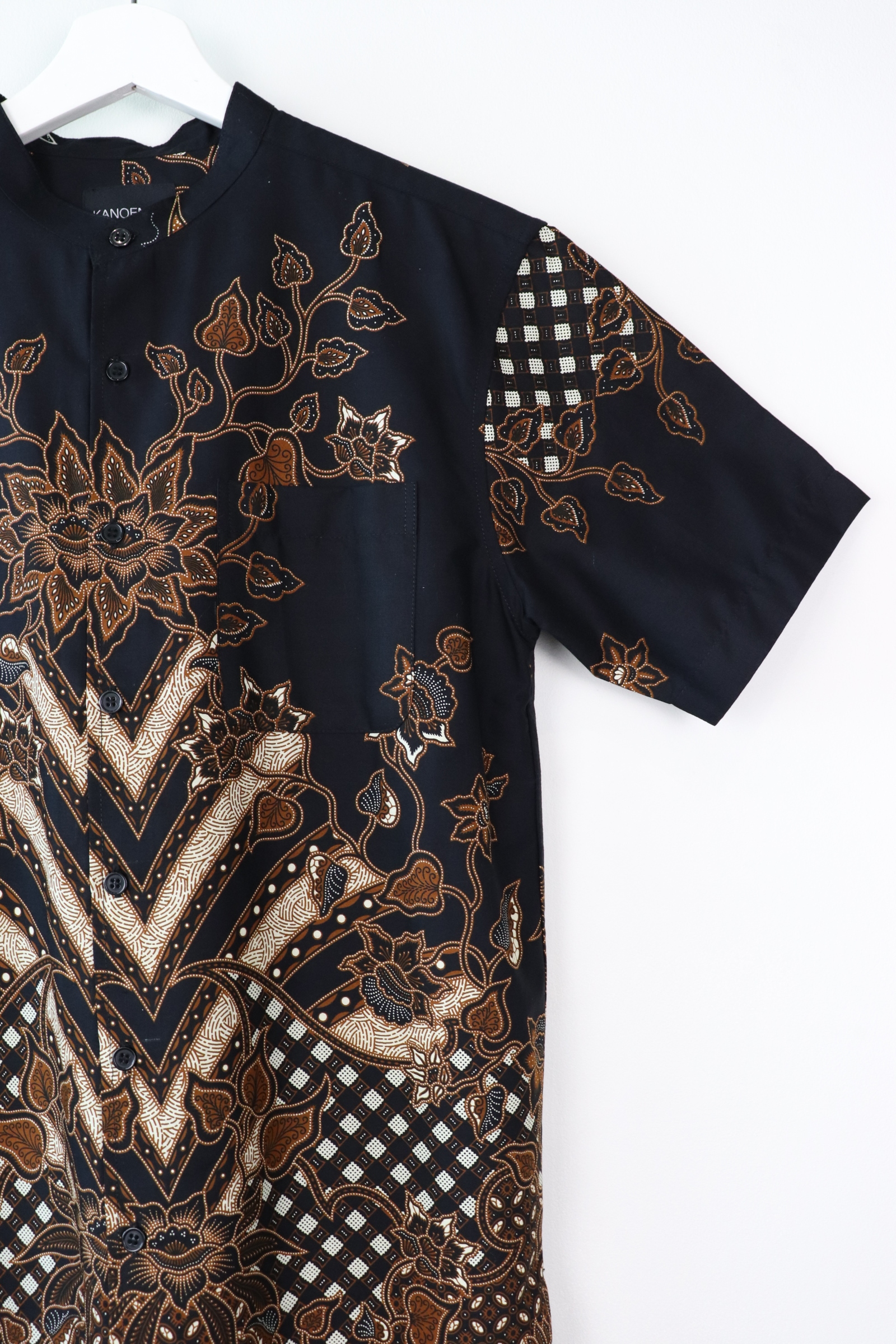 KANOEMEN Stand Collar Batik Shirt - Aperol (S)