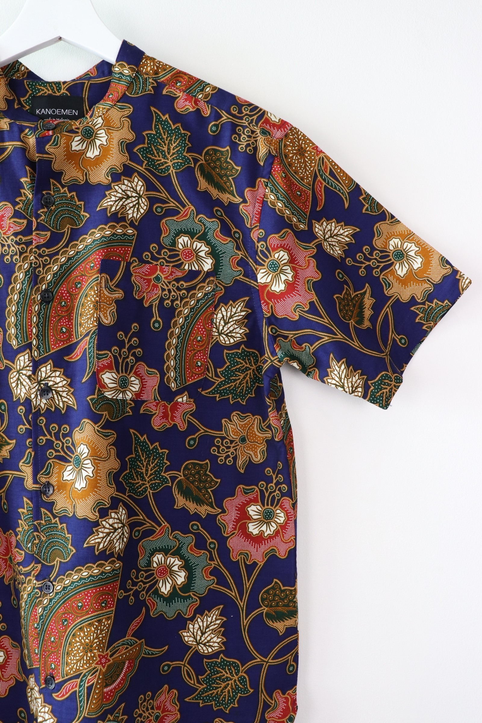 KANOEMEN Stand Collar Batik Shirt - Hennessy (M)