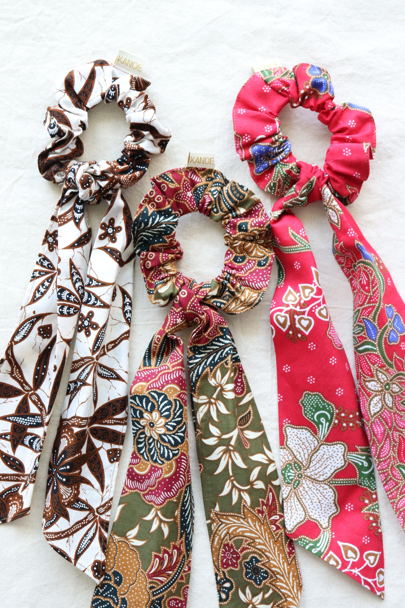 Batik Scrunchie w/ Ribbon - Hibiscus (Set of 3)