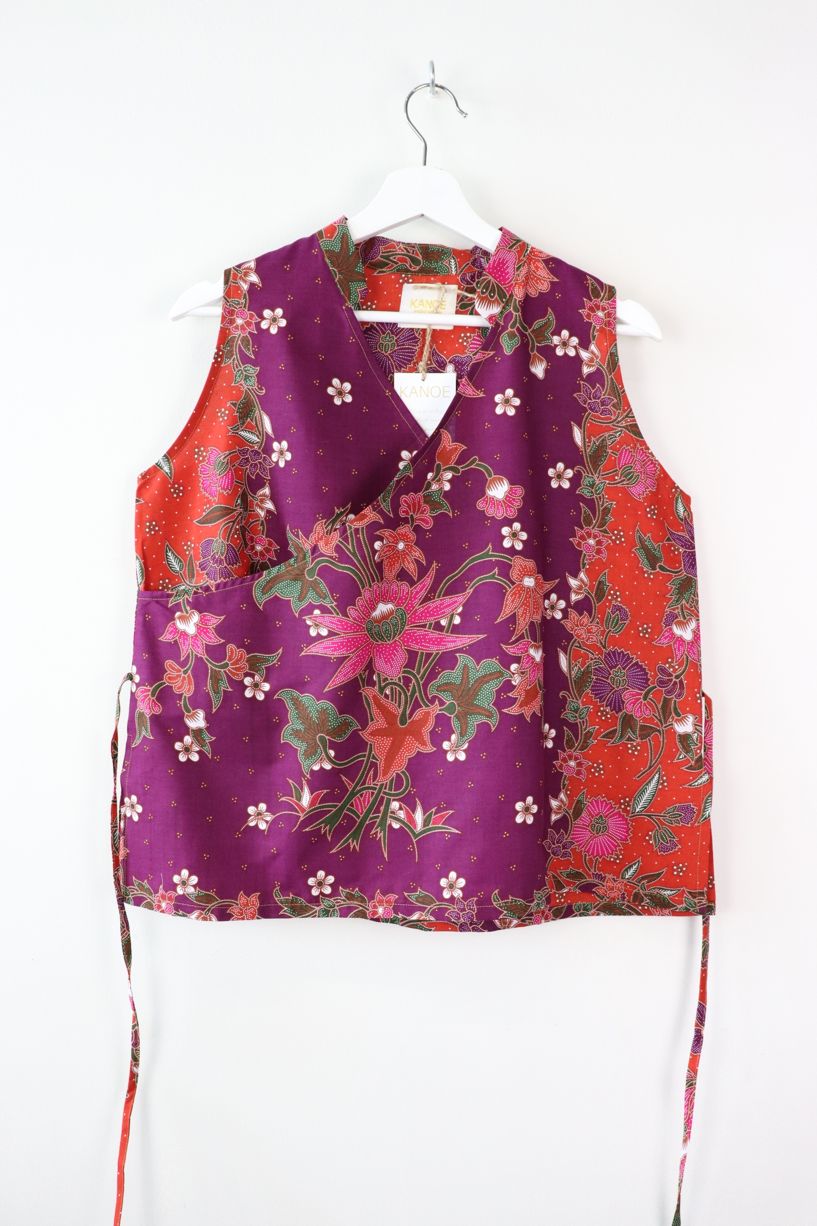 Jie-Jie Batik Top - ZhiLan (L-XL)