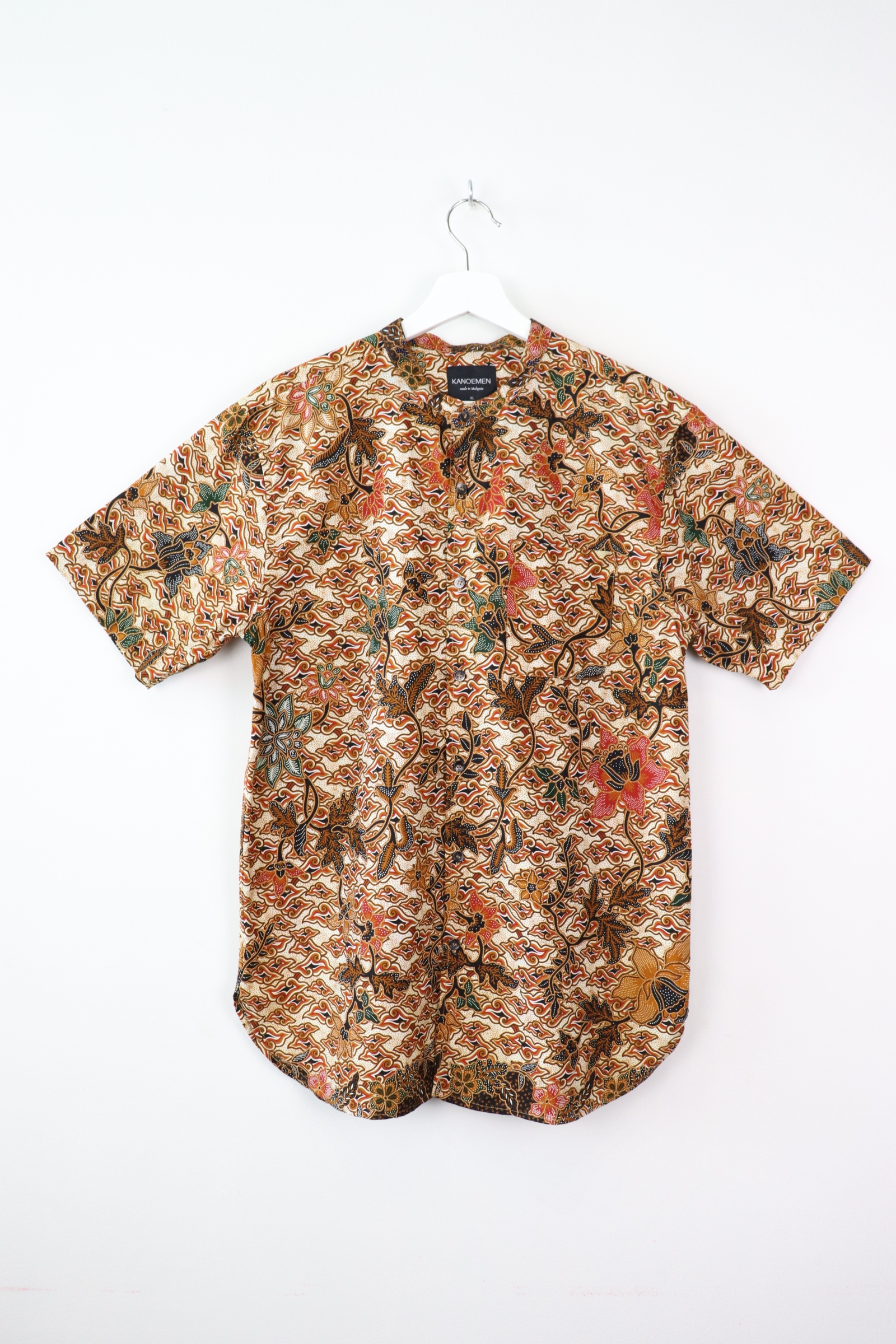 KANOEMEN Stand Collar Batik Shirt - Chandon Black (L)