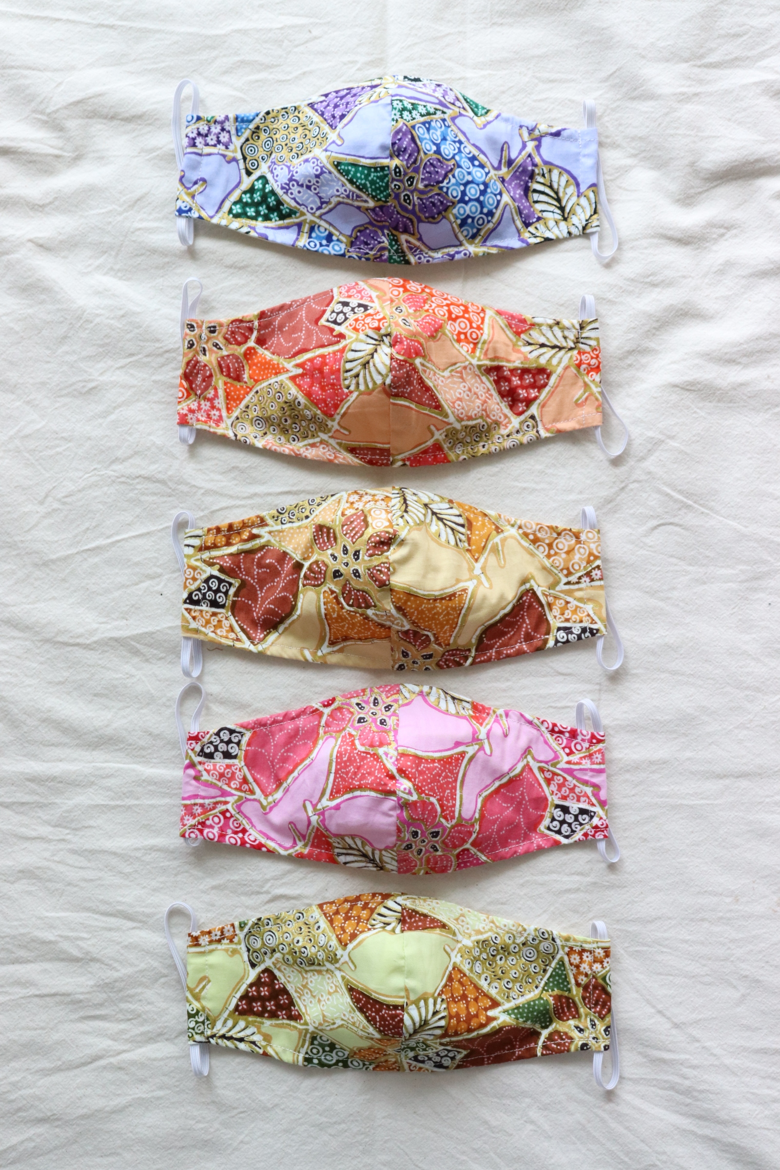 Goldline Batik Mask - Care Bears ( Set of 5 )