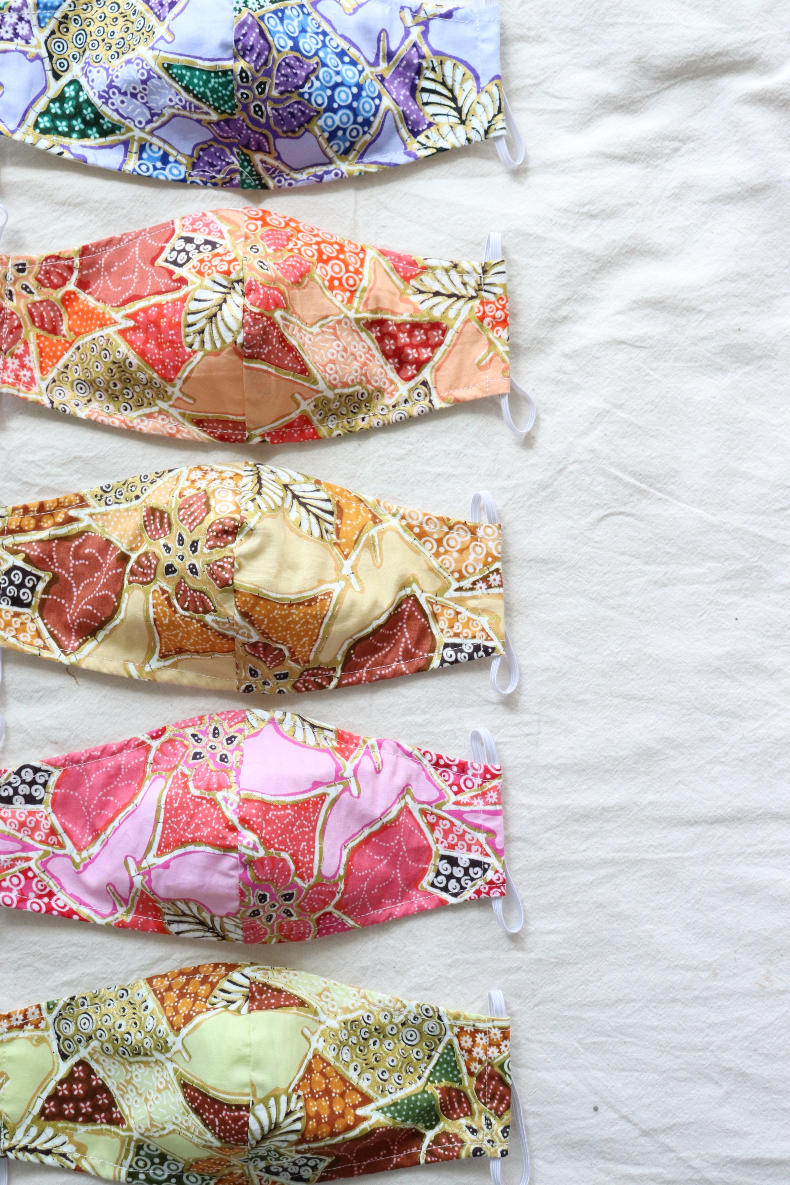 Goldline Batik Mask - Care Bears ( Set of 5 )
